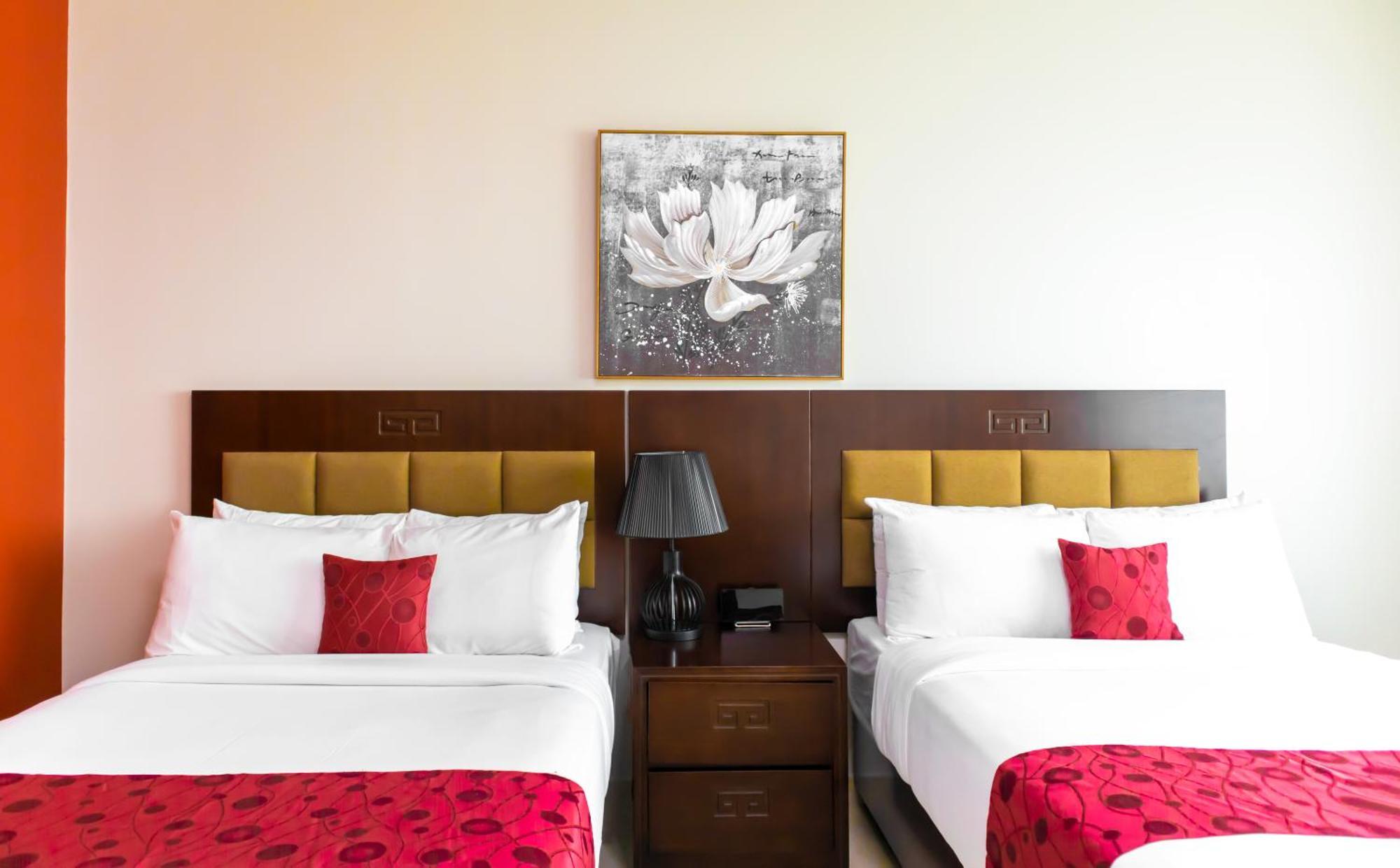 Golden Bay Belize Hotel 3*