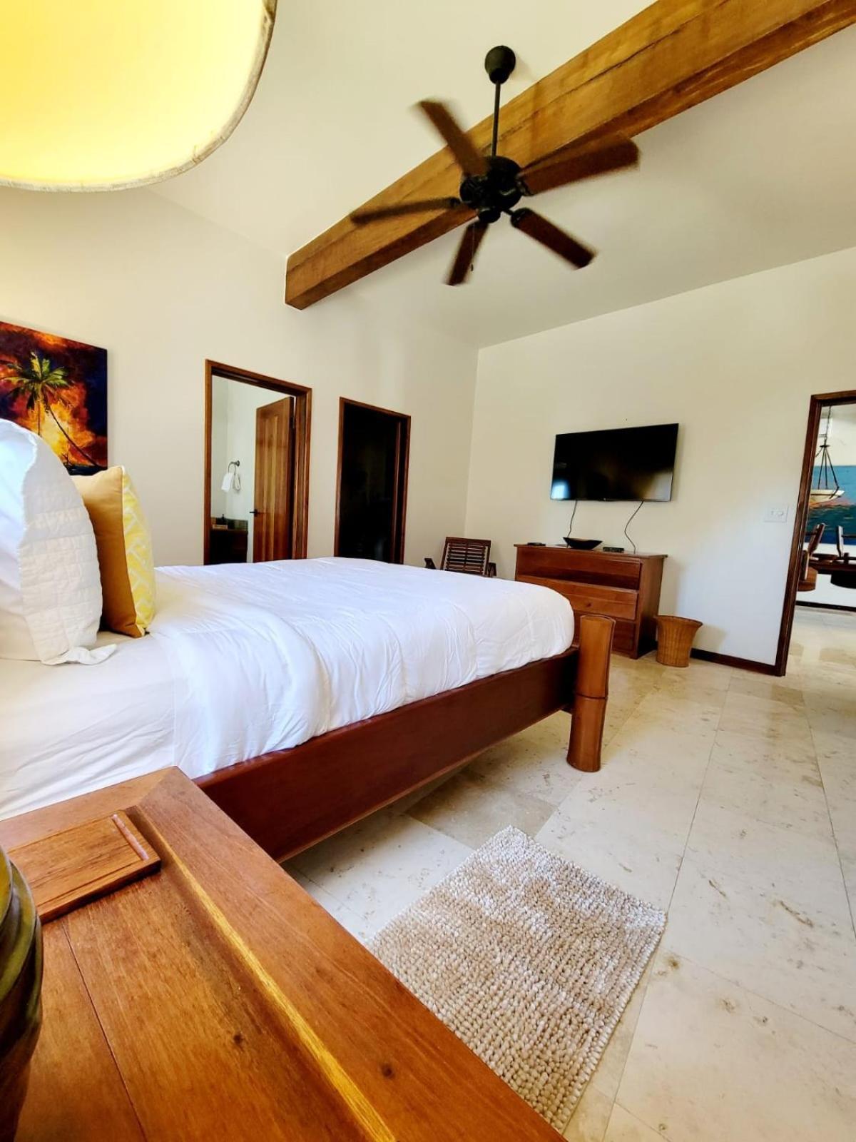 Indigo Belize 3a Apartment