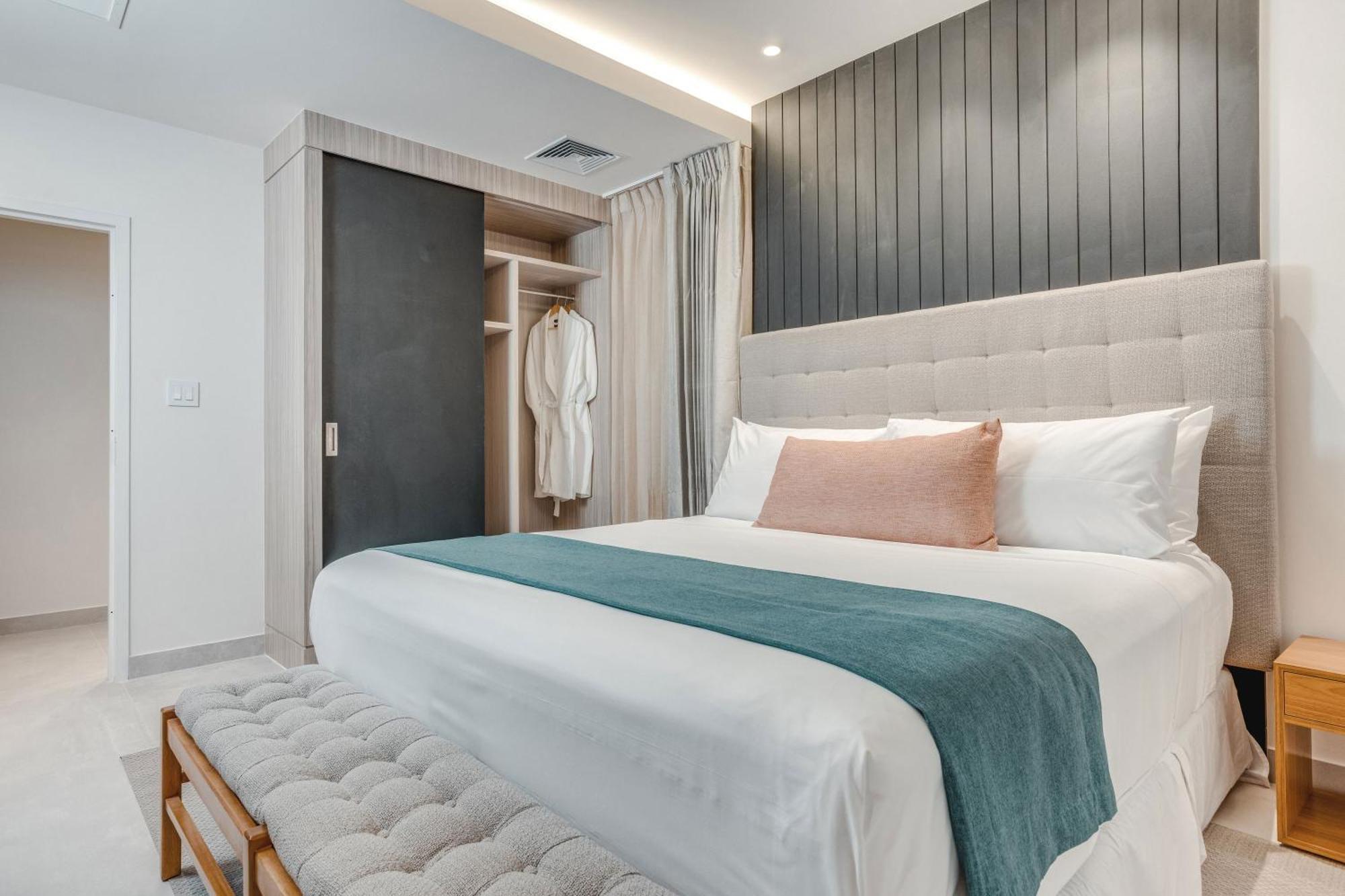Hotel George And 4*