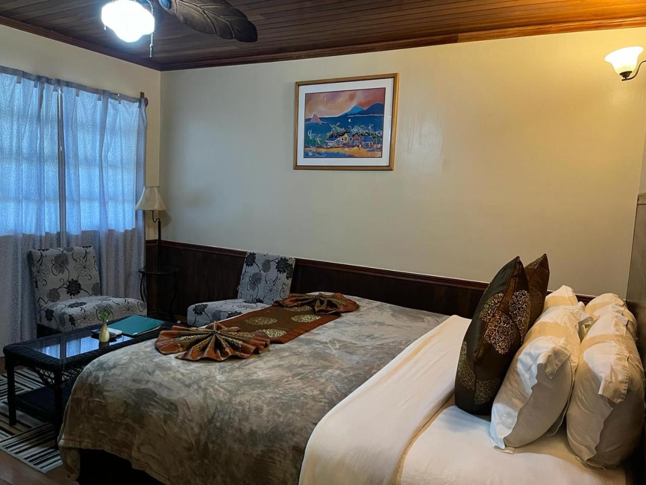 Captain Morgan's Retreat Hotel 3*