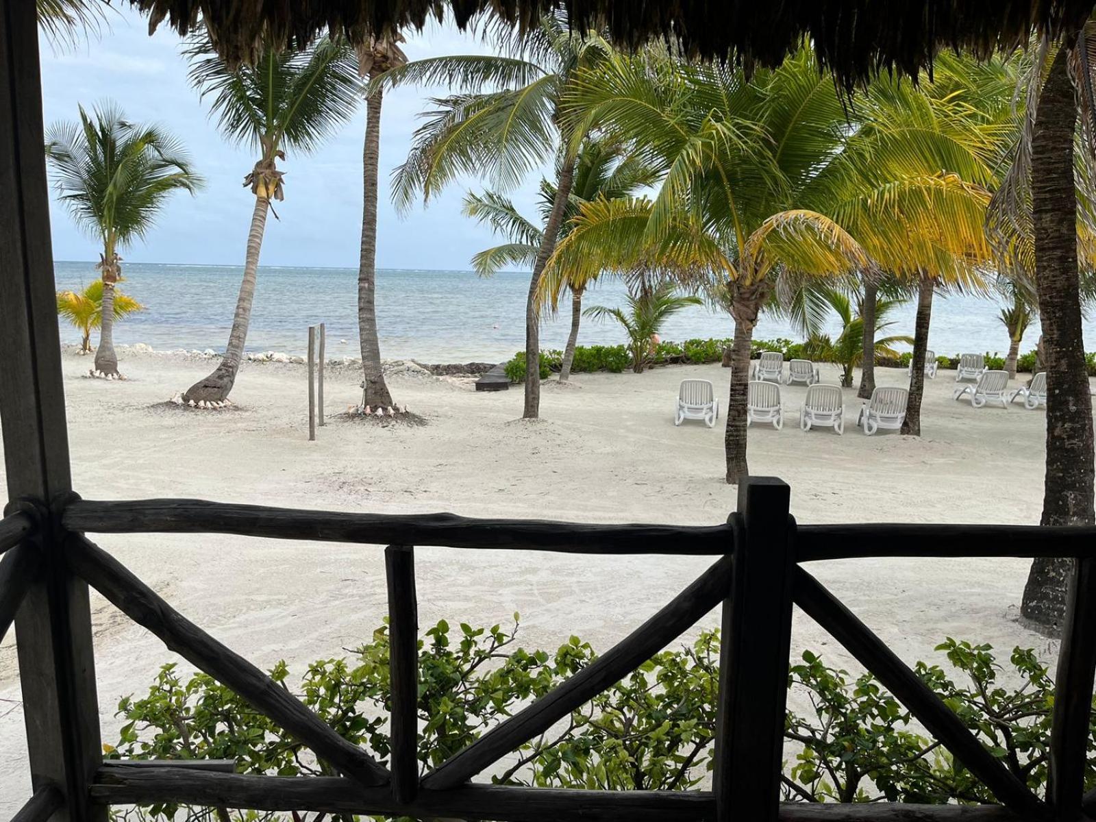Captain Morgan's Retreat Hotel