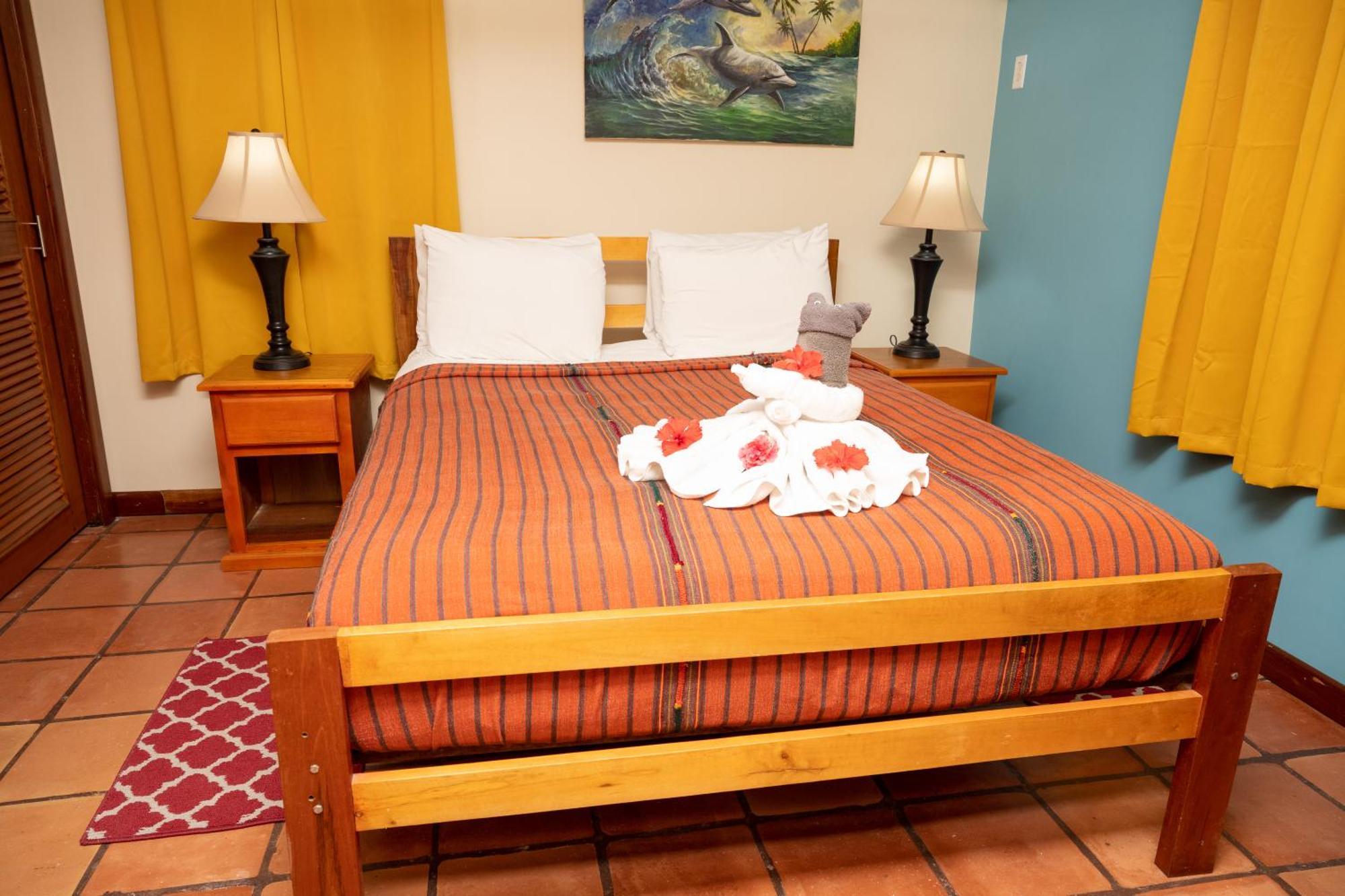 Isla Bonita Yacht Club San Pedro (Ambergris Caye)