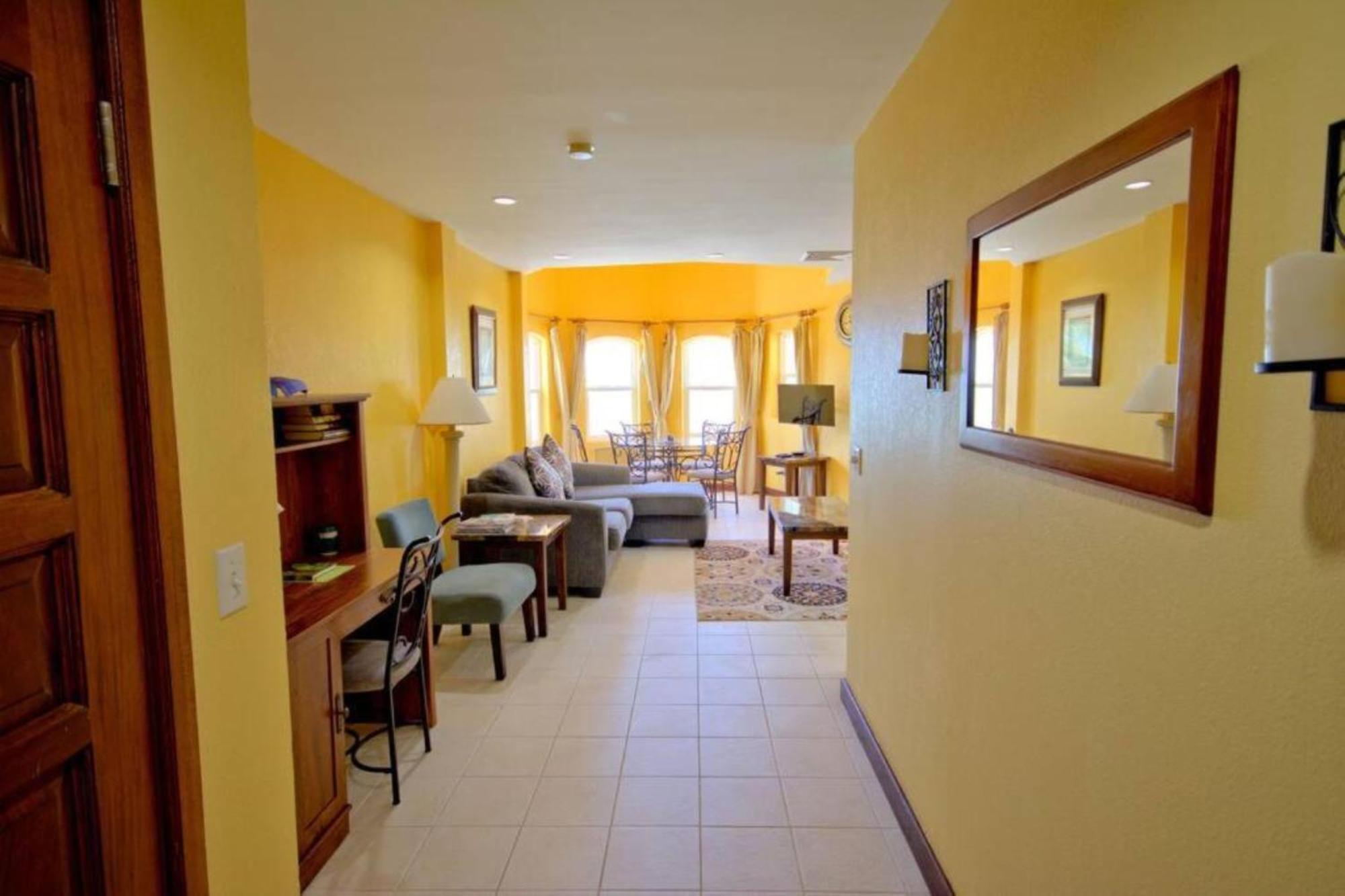 Miramar Apartment *