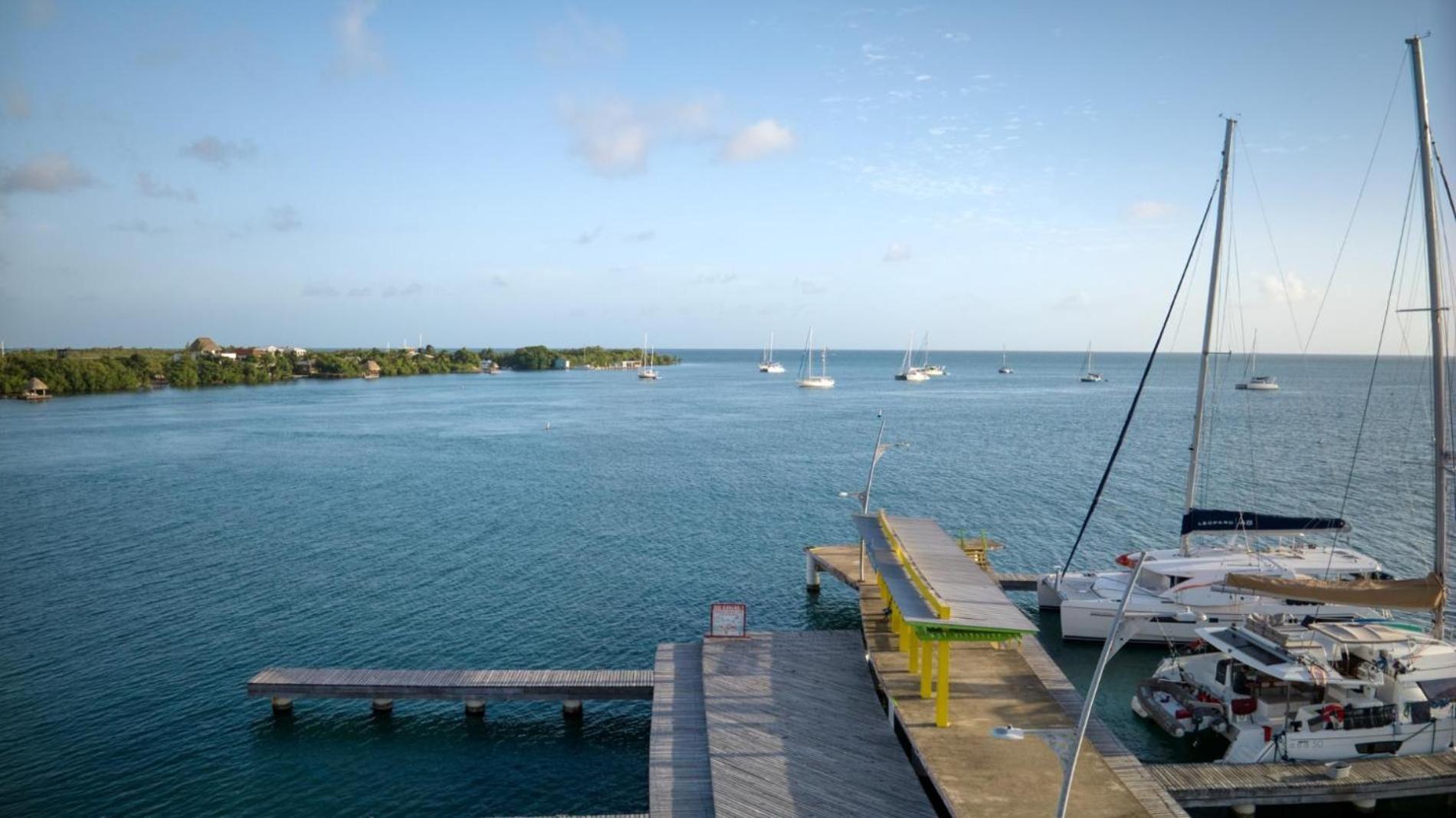 New Modern Ocean Front On Private Island * Placencia