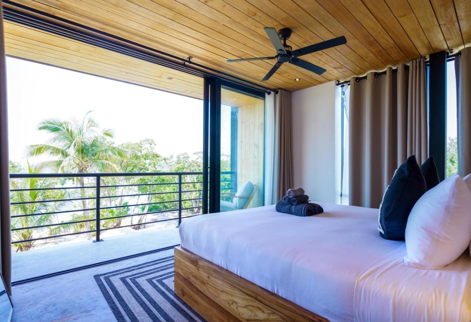 Villa New Modern Ocean Front On Private Island *