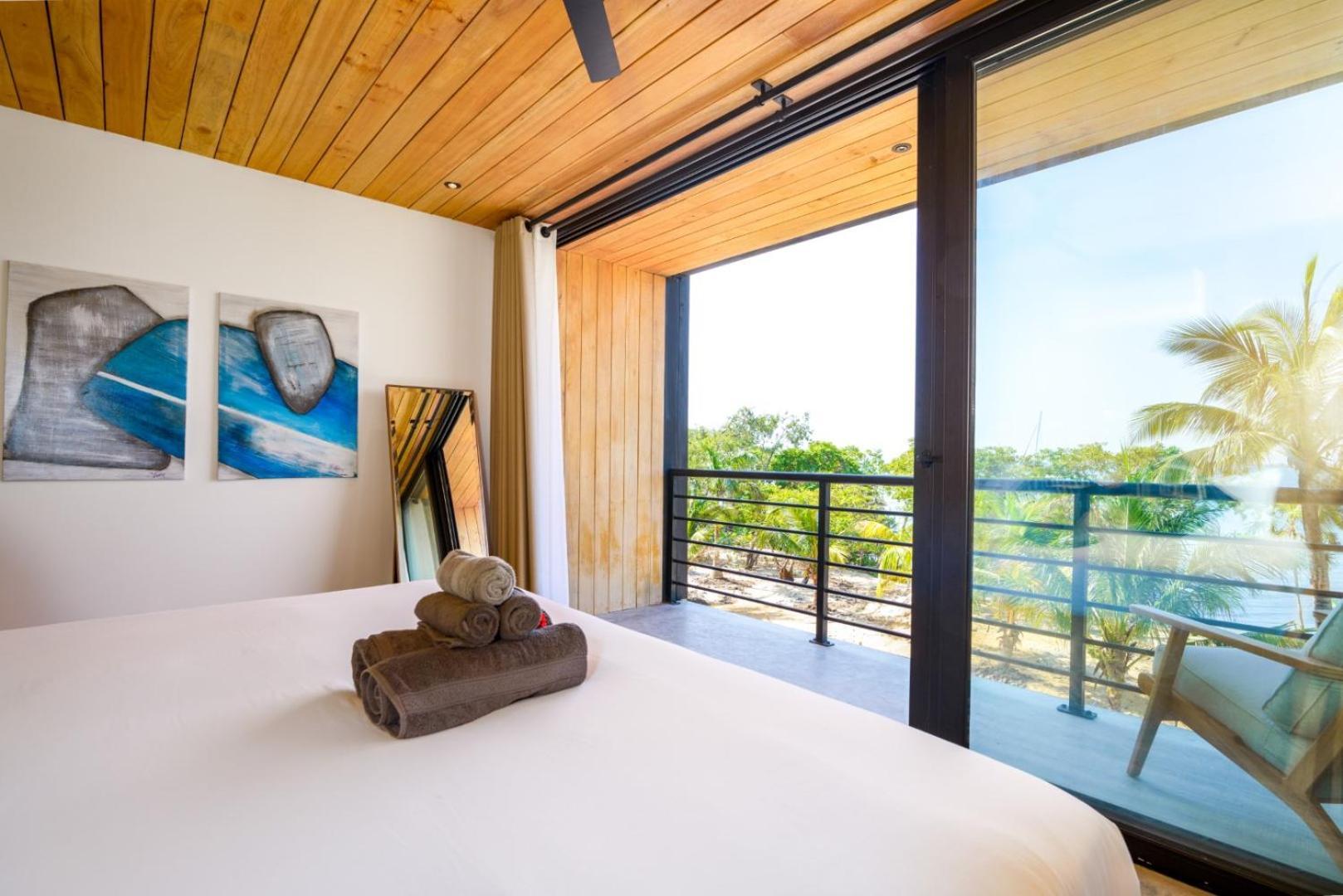 New Modern Ocean Front On Private Island Placencia