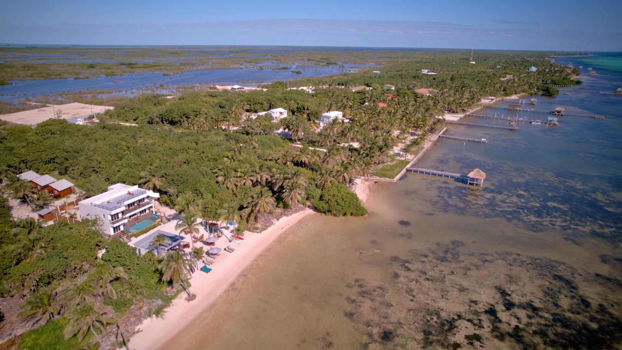 Mangata Adults Only Hotel San Pedro (Ambergris Caye)
