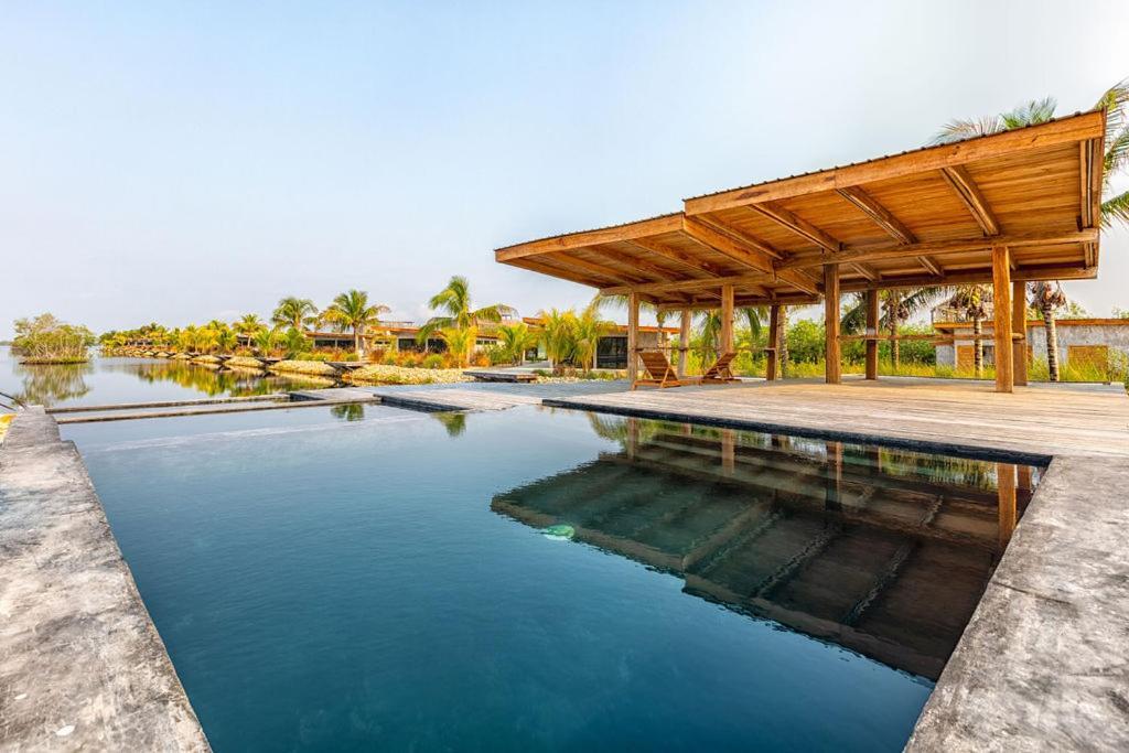 Seabird Luxury Dwellings * Placencia