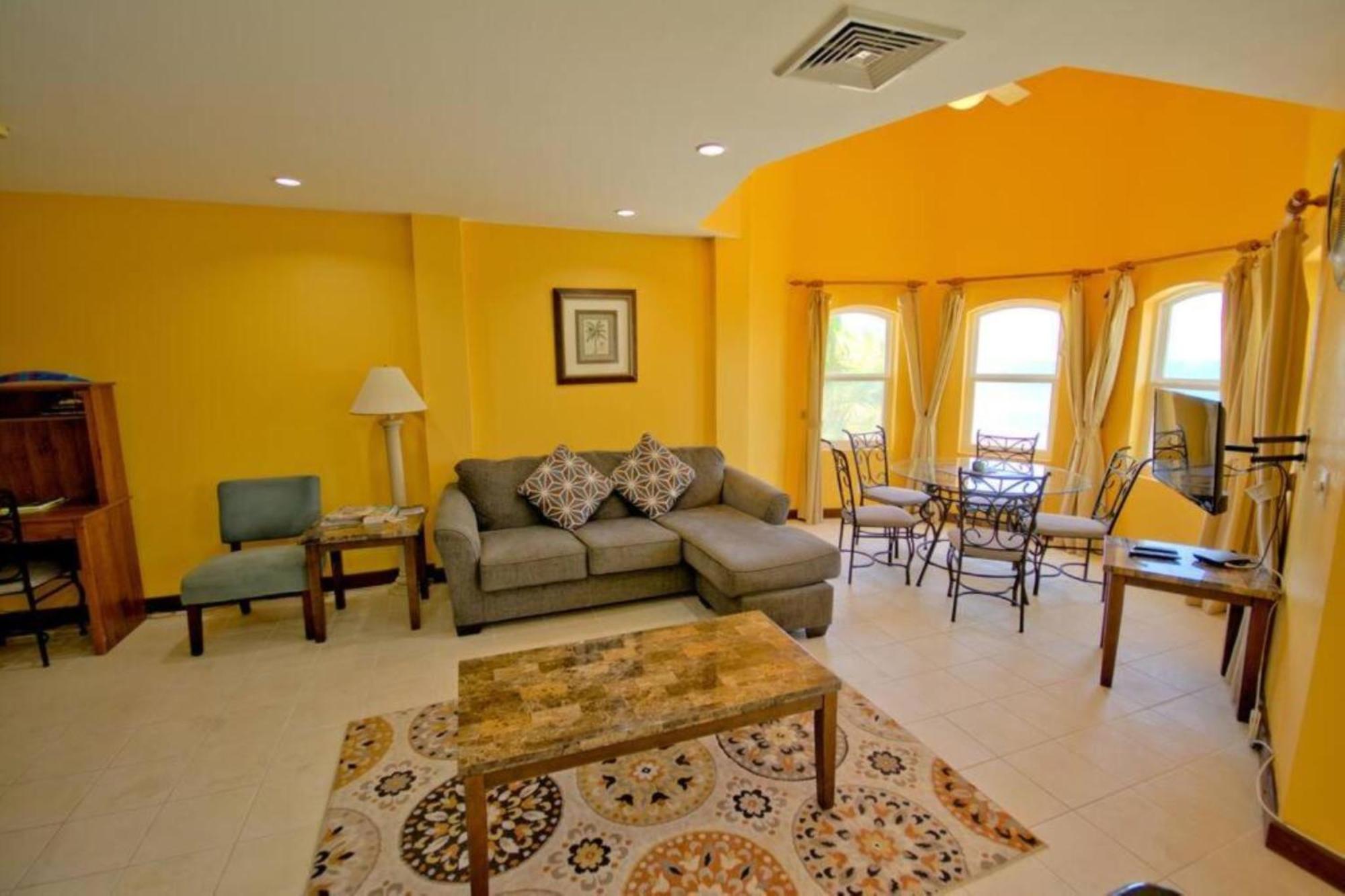 Miramar Apartment