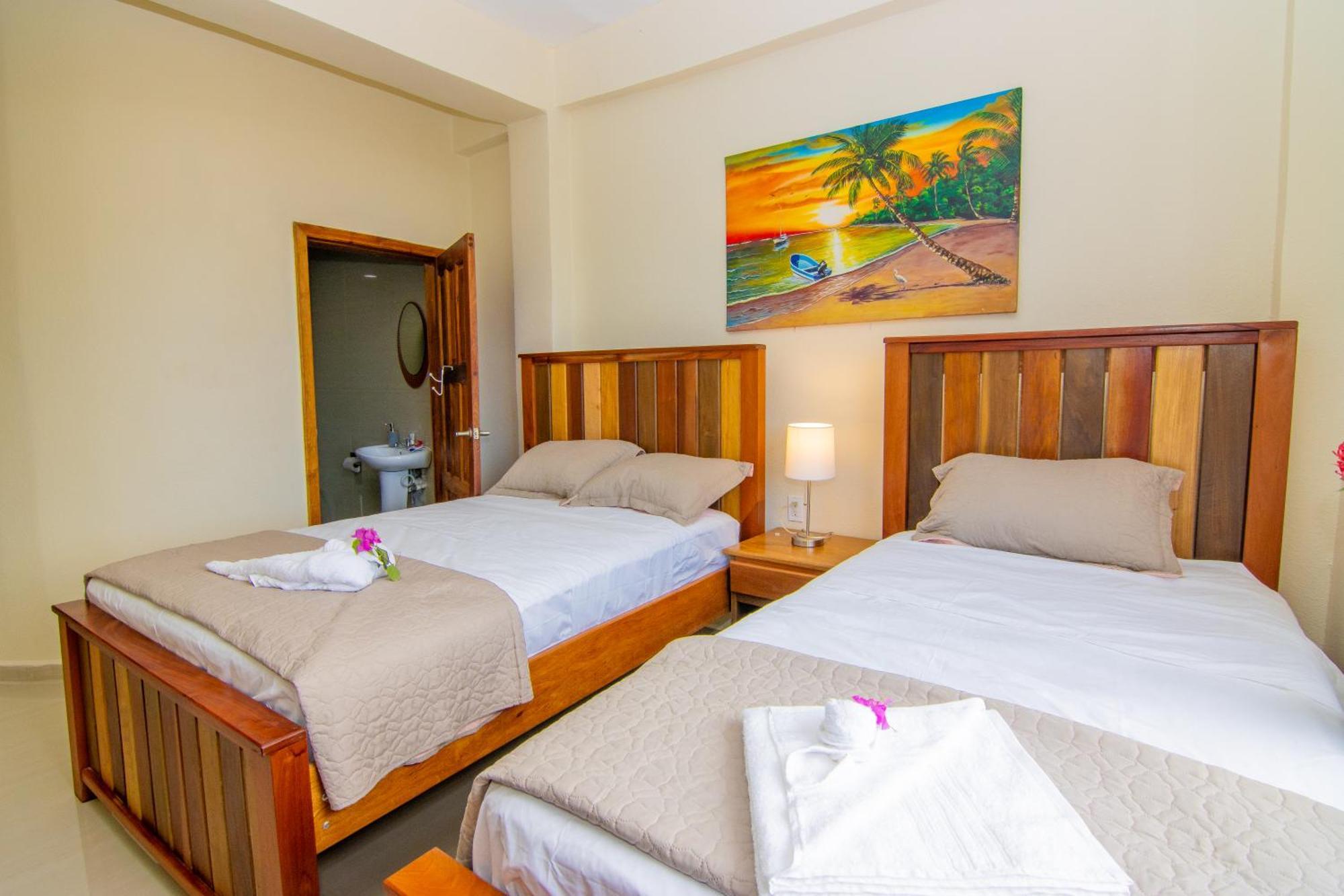 Aparthotel Tropical Palace San Pedro (Ambergris Caye)