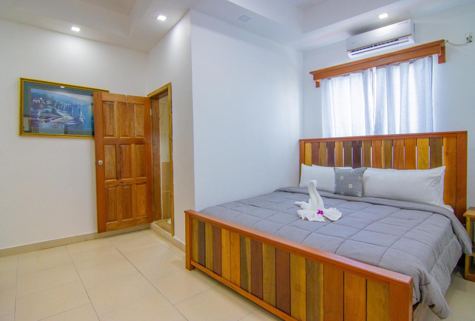 Tropical Palace Aparthotel *