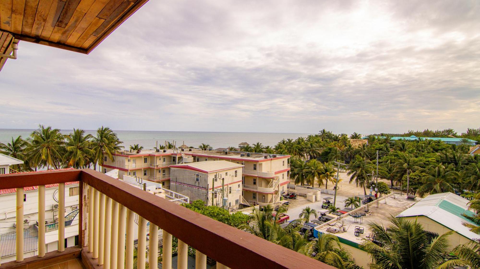 Tropical Palace San Pedro (Ambergris Caye)