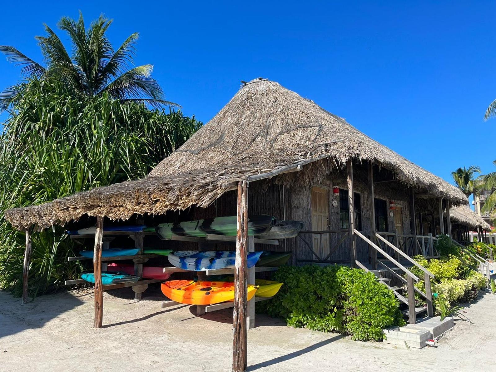 Captain Morgan's Retreat 3*