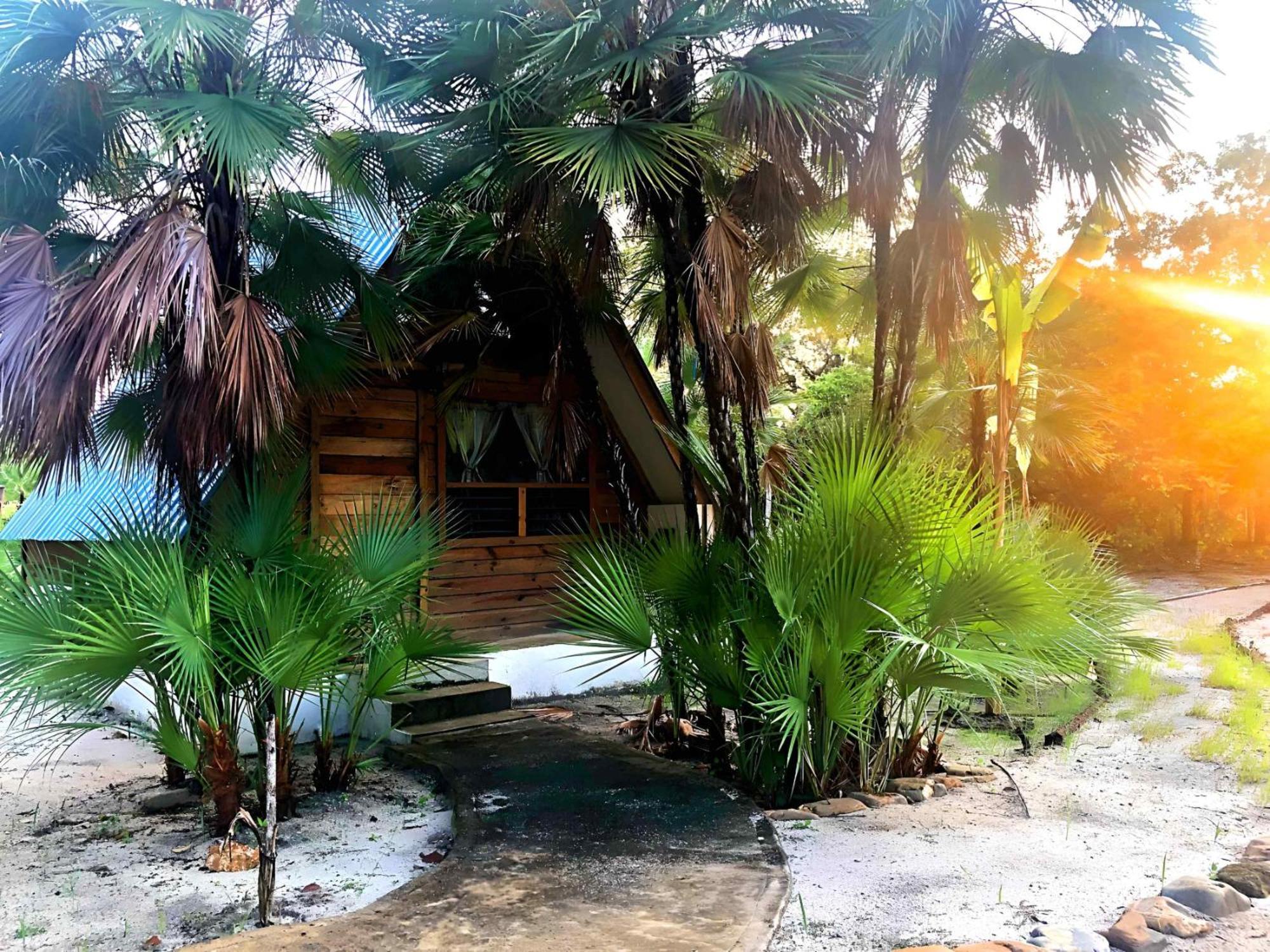 Kin Maya Beach