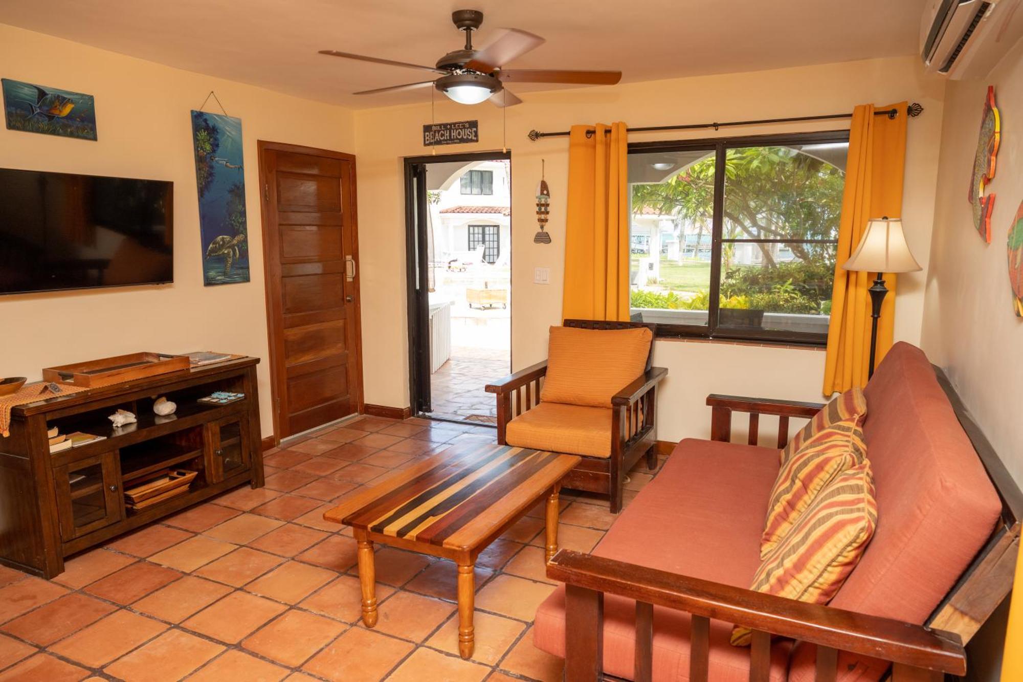 Isla Bonita Yacht Club Hotel 3*