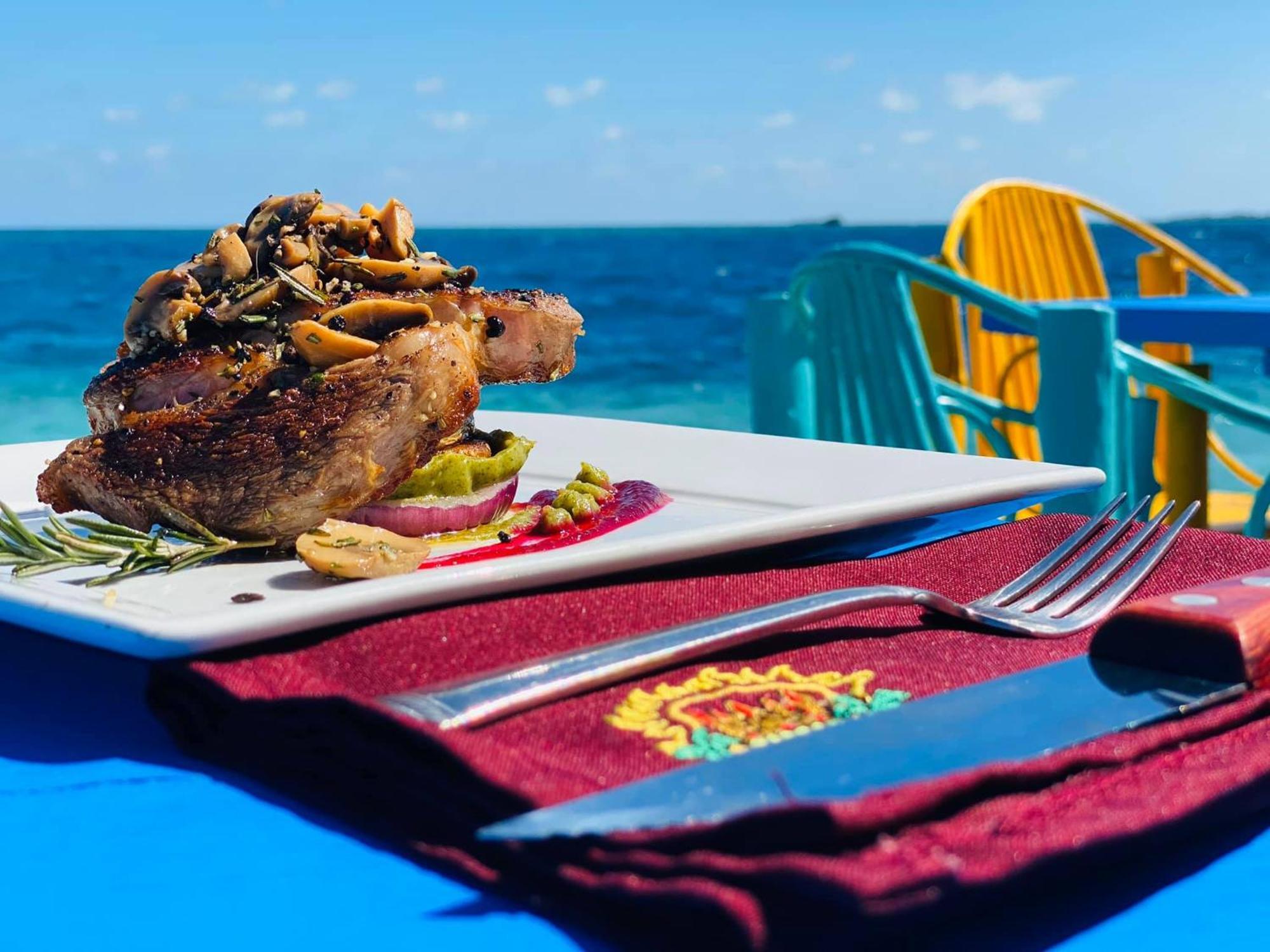 King Lewey's Island Resort 3*