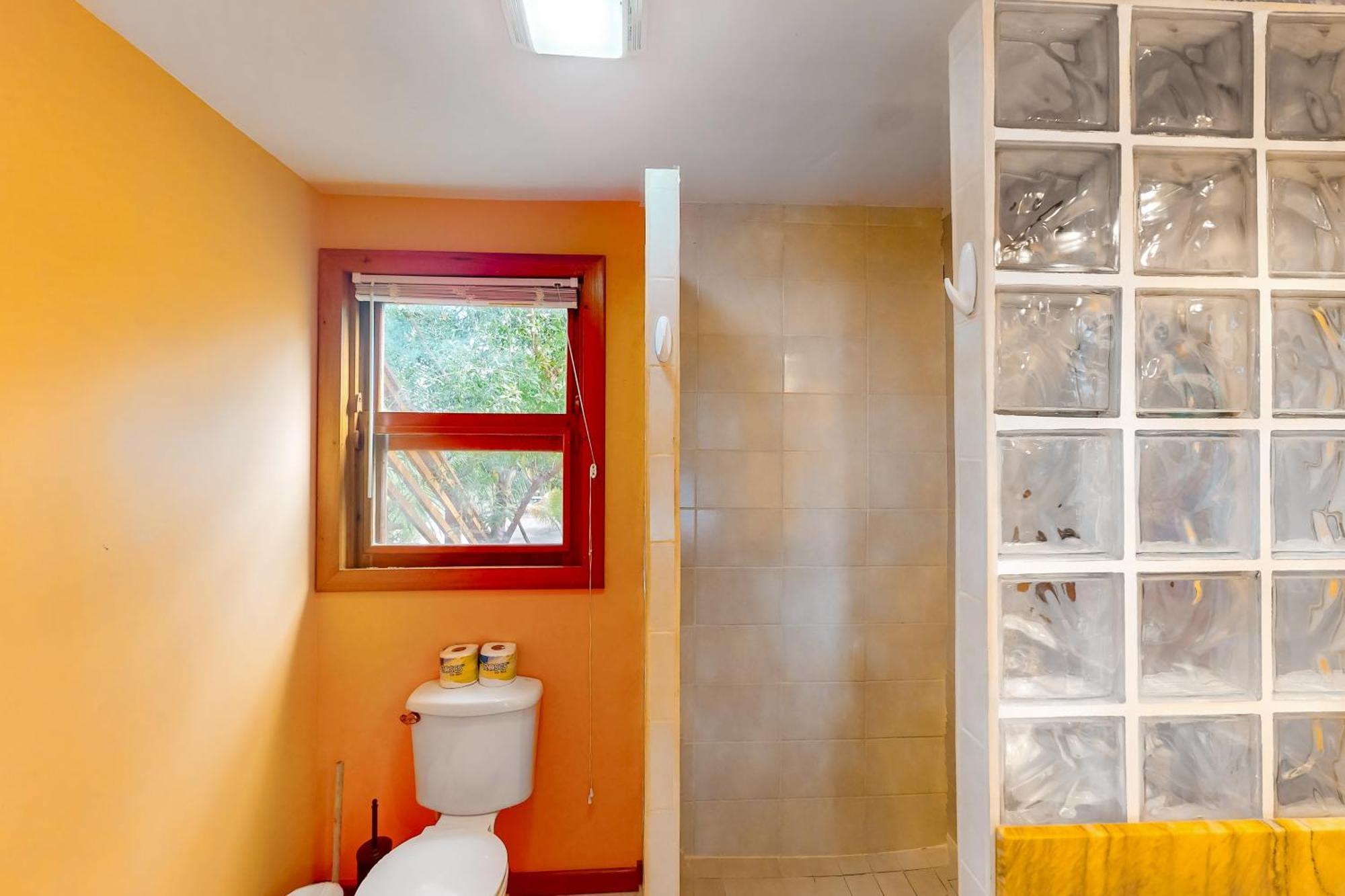 The At Island Pearl Gold Standard Certified Caye Caulker
