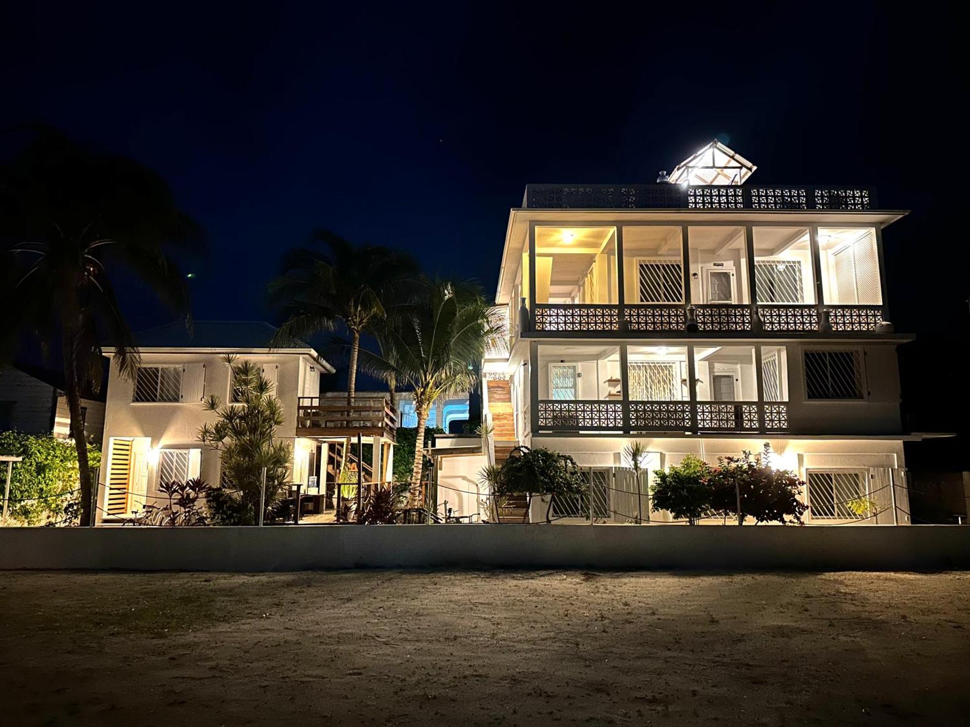 Hotel Treetops