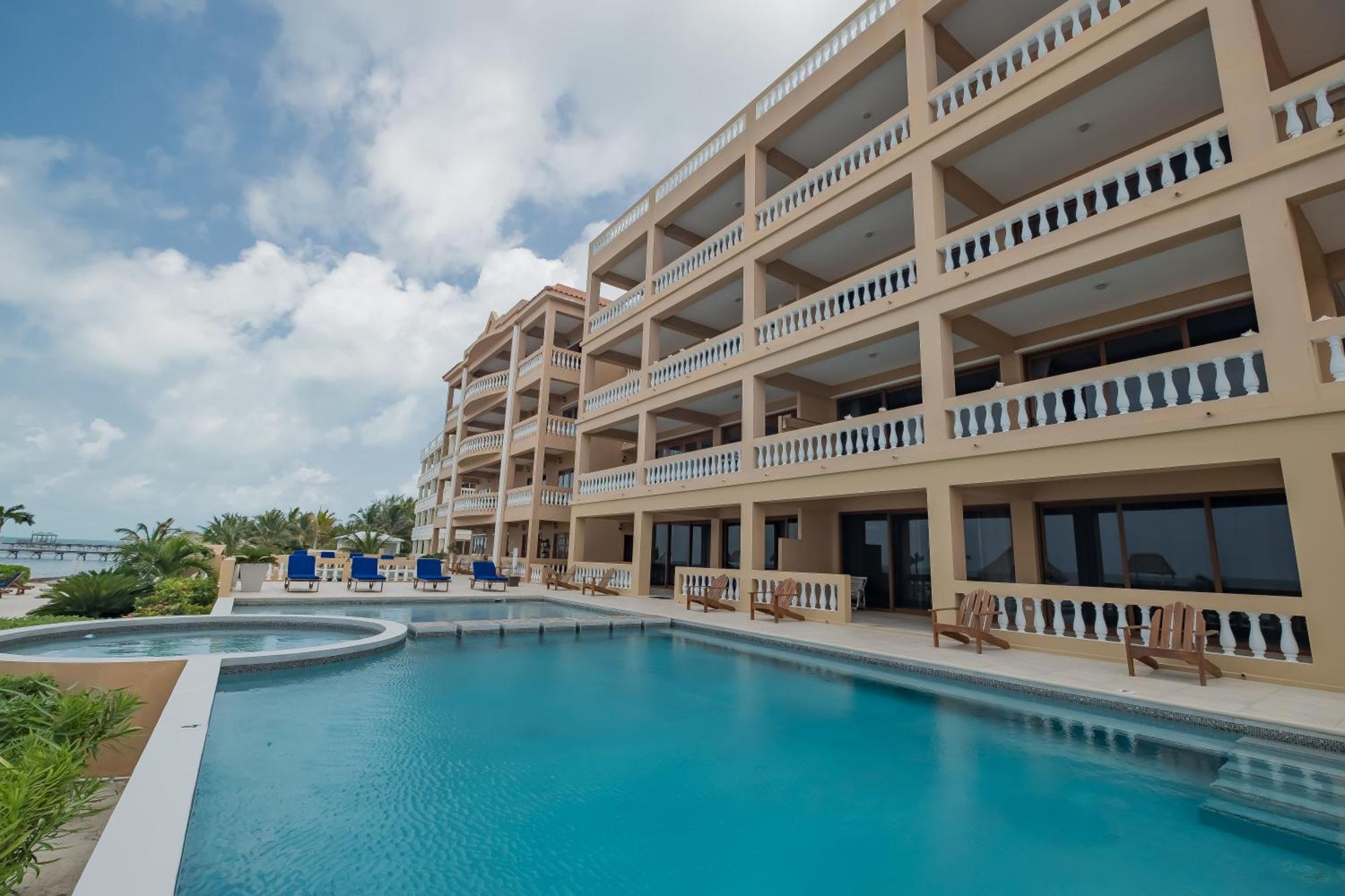 Resort Hol Chan Reef & 3*