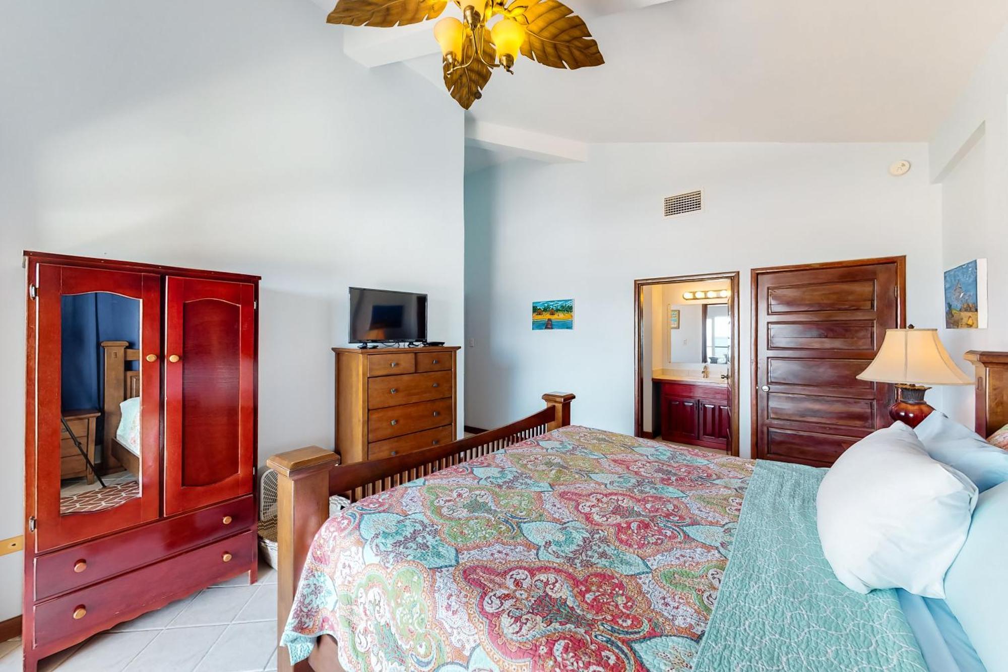 E301 Mara Laguna Apartment *