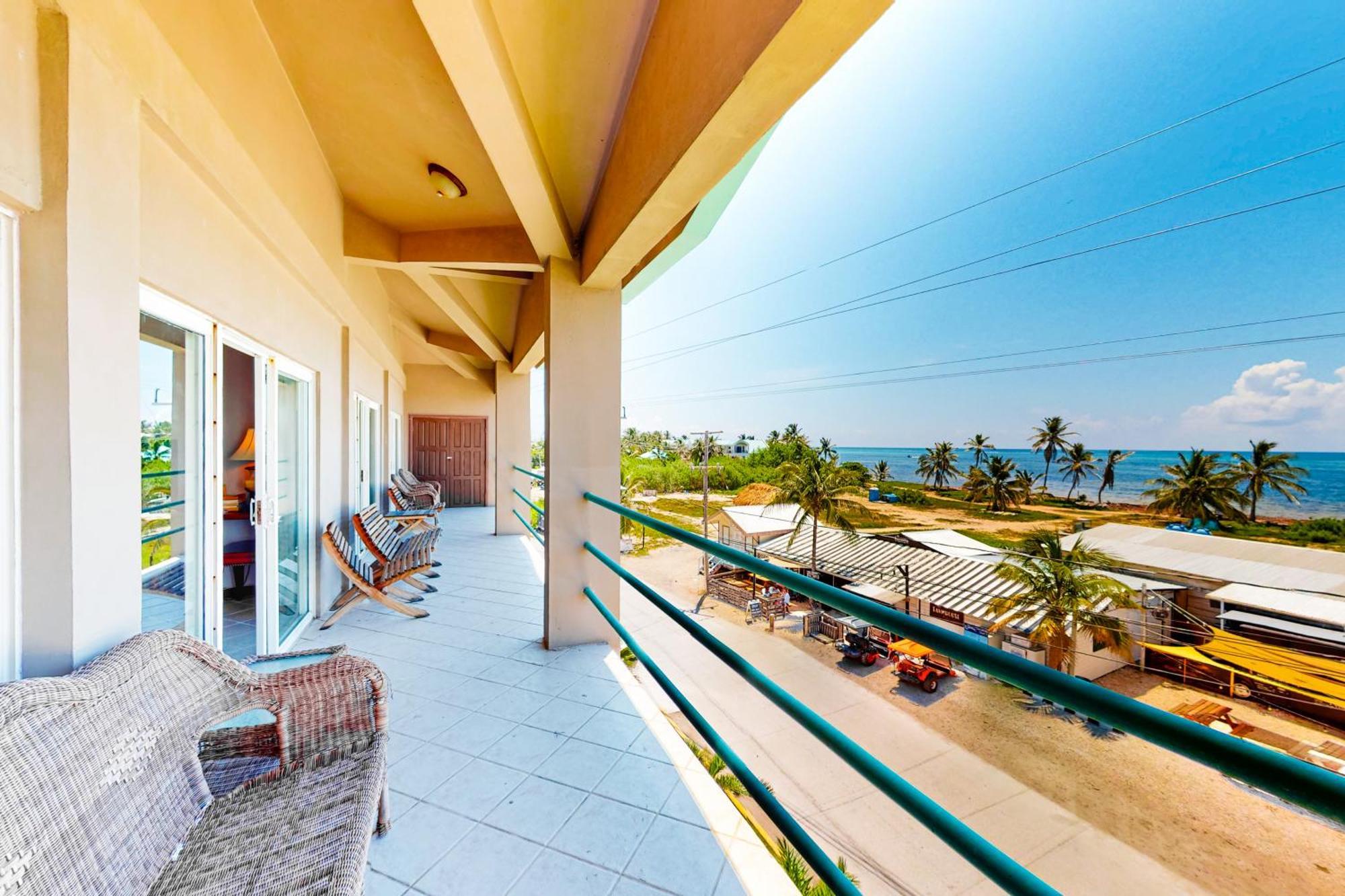 E301 Mara Laguna Apartment