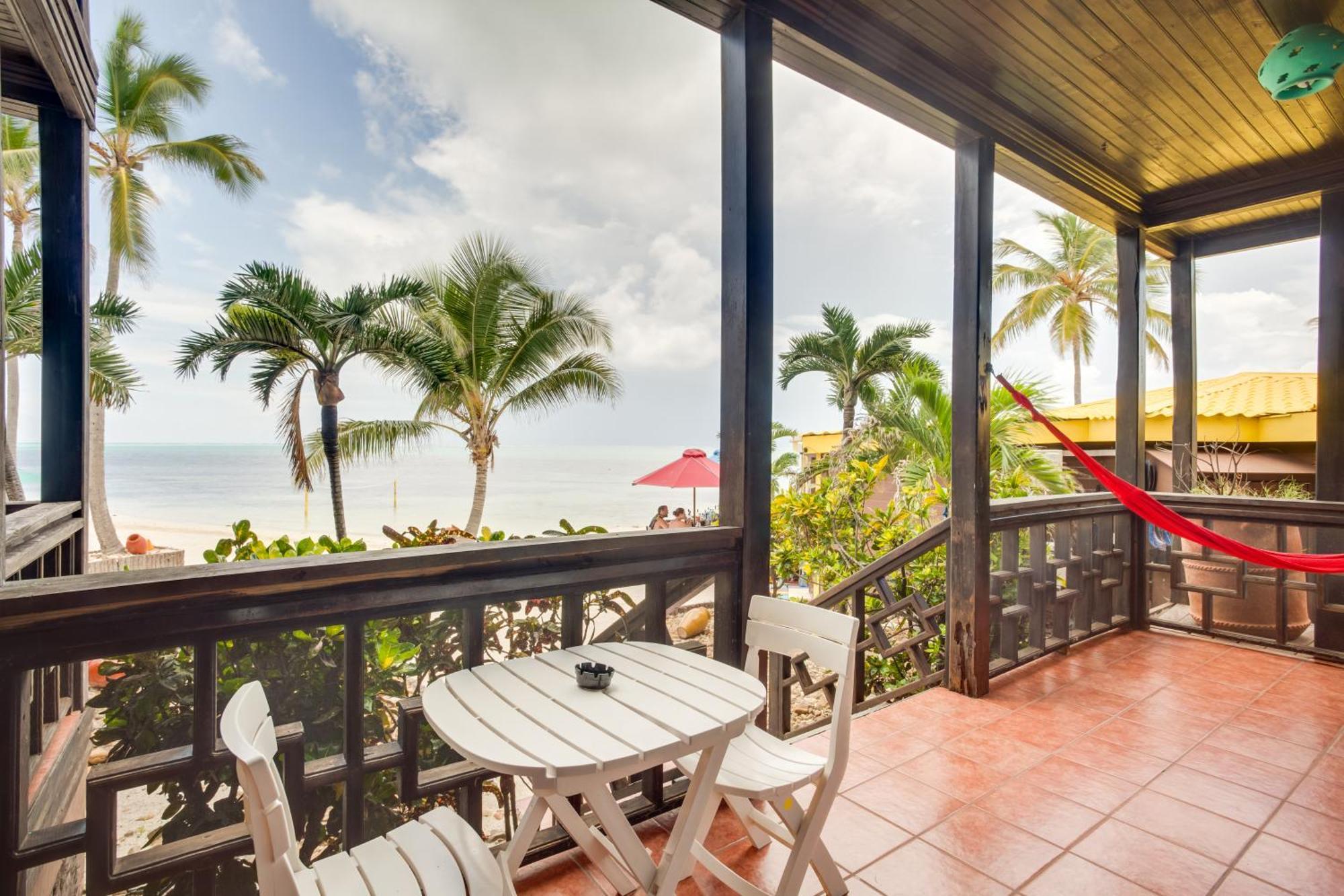 X'tan Ha- The Waterfront 3*