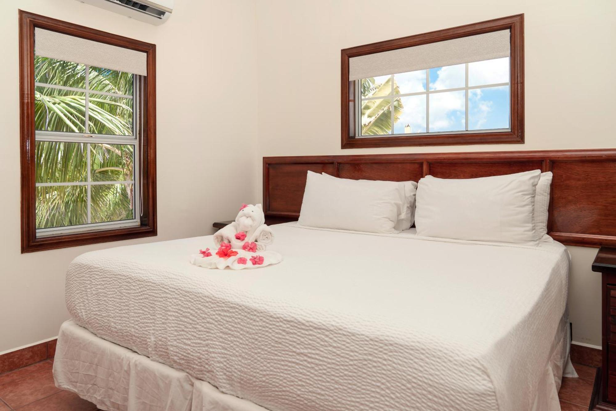 X'tan Ha- The Waterfront Resort