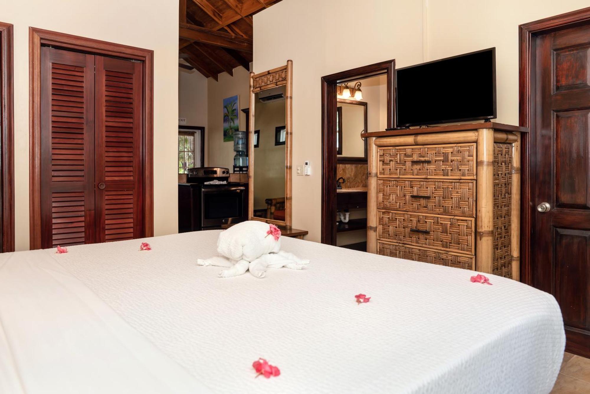 Resort X'tan Ha- The Waterfront San Pedro (Ambergris Caye)
