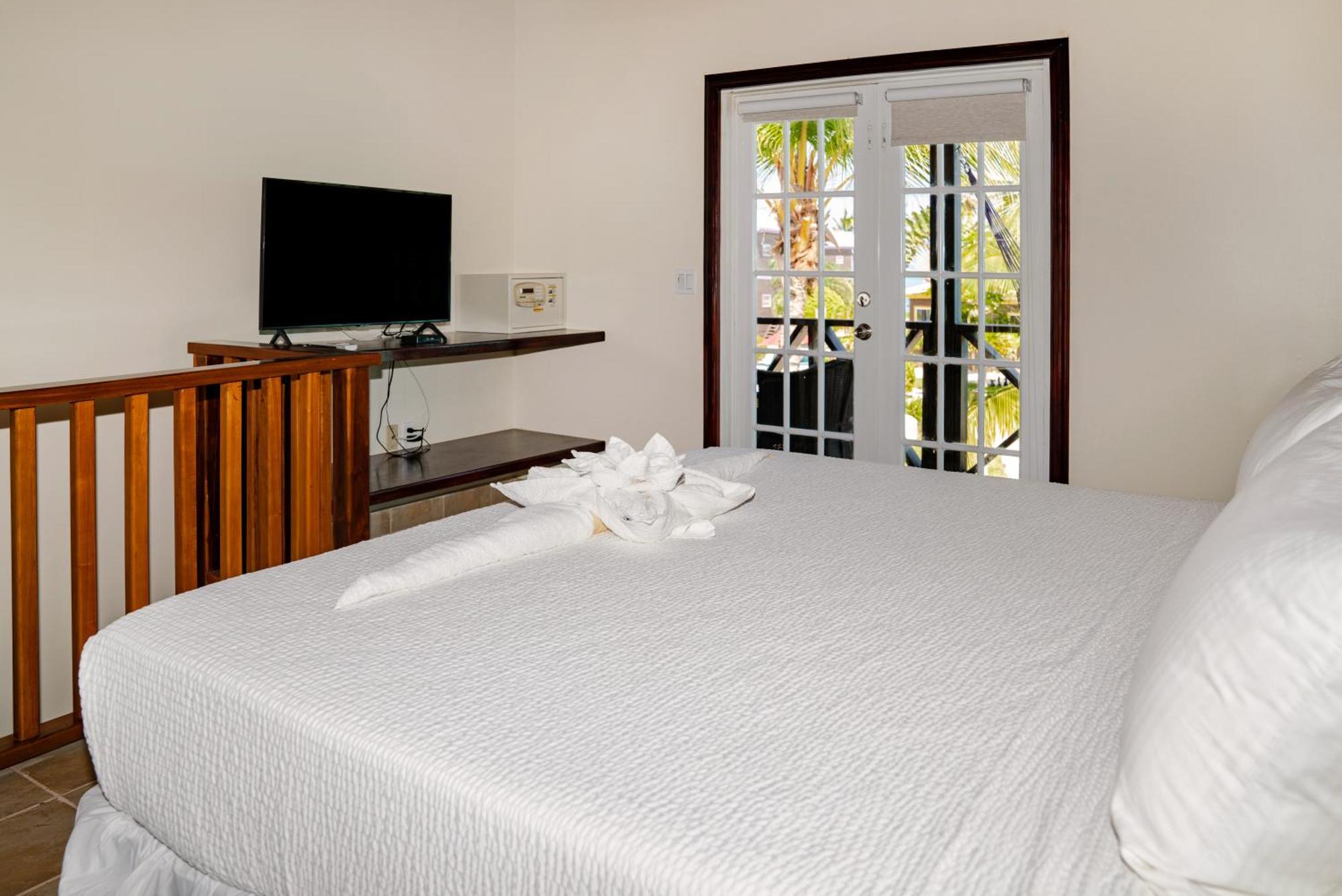X'tan Ha- The Waterfront Resort 3*
