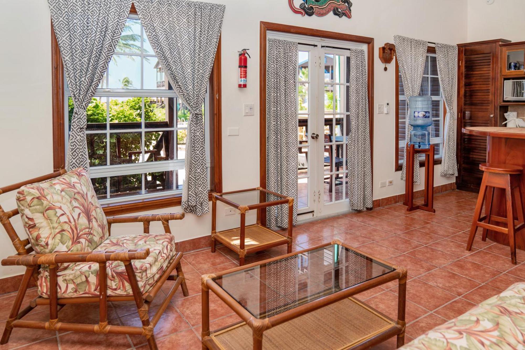 X'tan Ha- The Waterfront Resort San Pedro (Ambergris Caye)