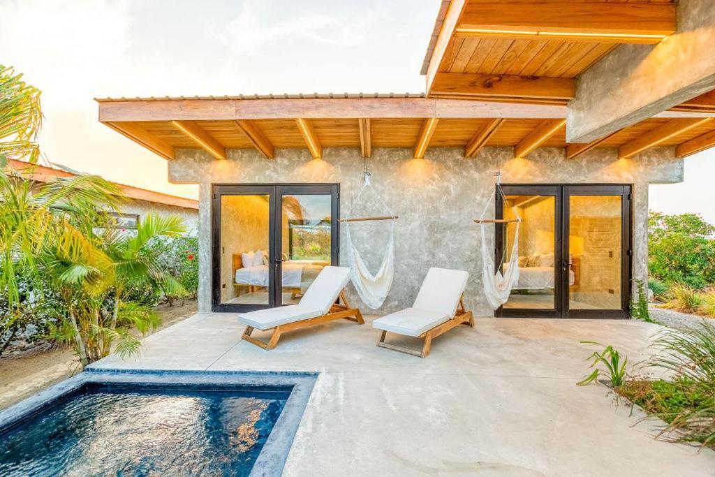 Seabird Dwellings With Private Splash Pool And Dock