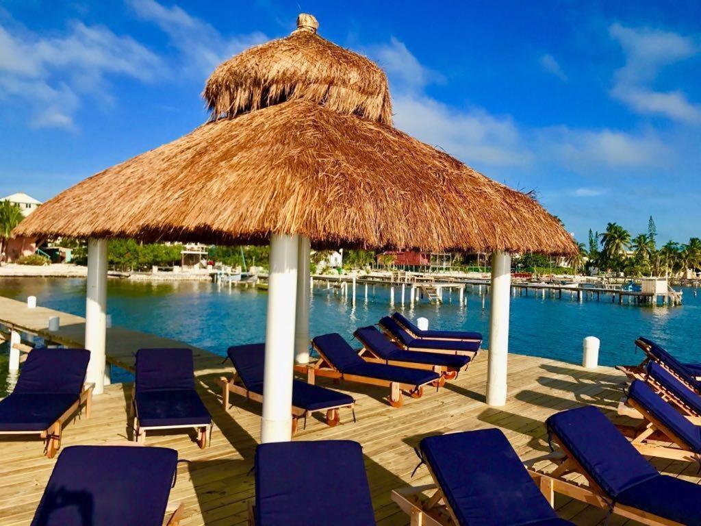 Velento Partial Ocean View #8 Caye Caulker