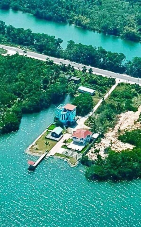 Apartment Belize Waterside Sea View With Infinity Pool & Overwater Deck Belize City