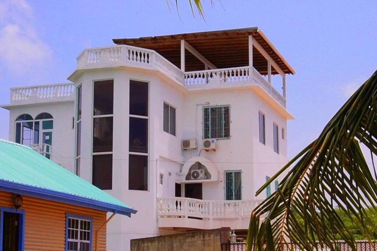 Apartment Belize Waterside Sea View With Infinity Pool & Overwater Deck *