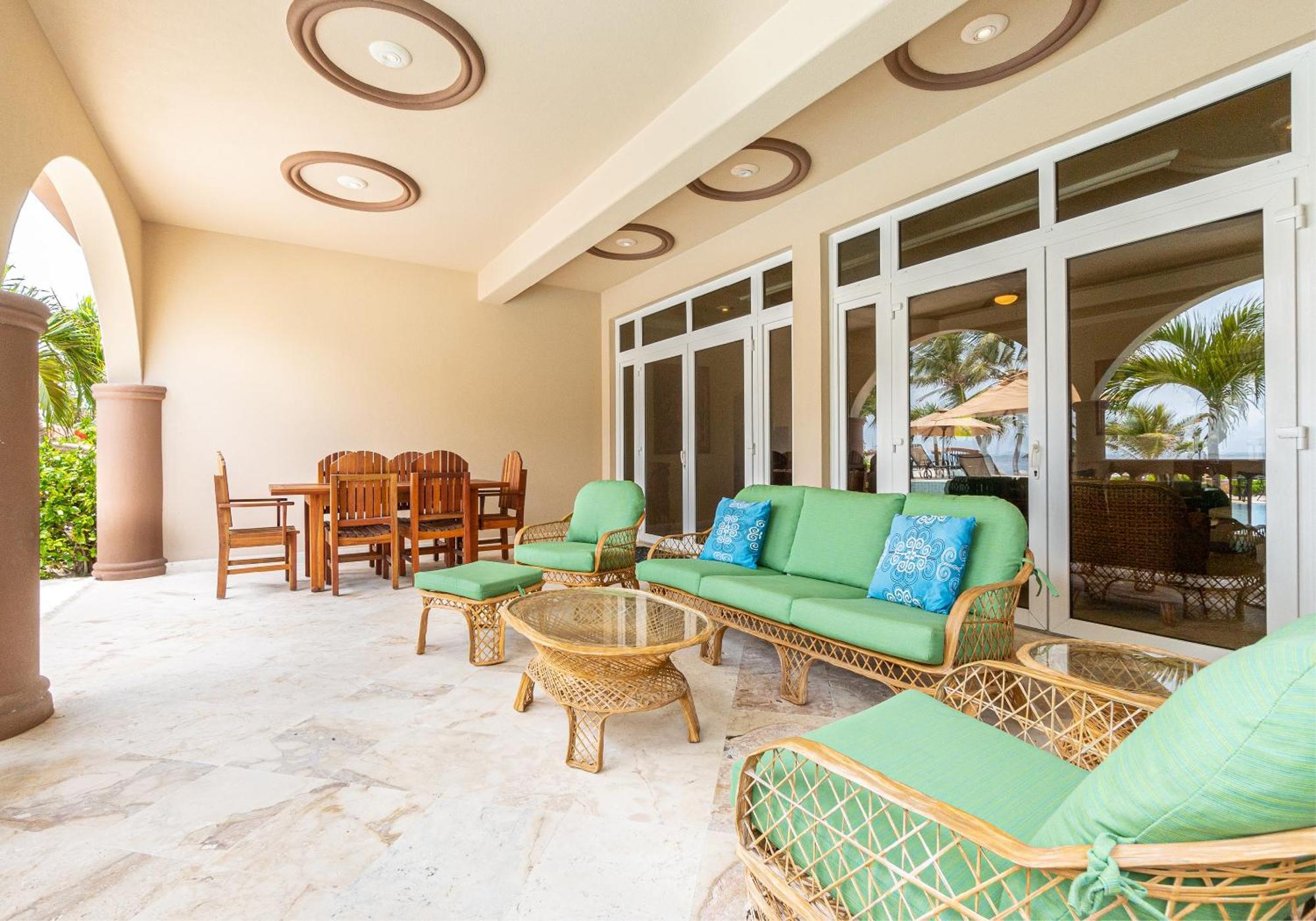 Belizean Cove Estates Luxury Beachfront Villa *
