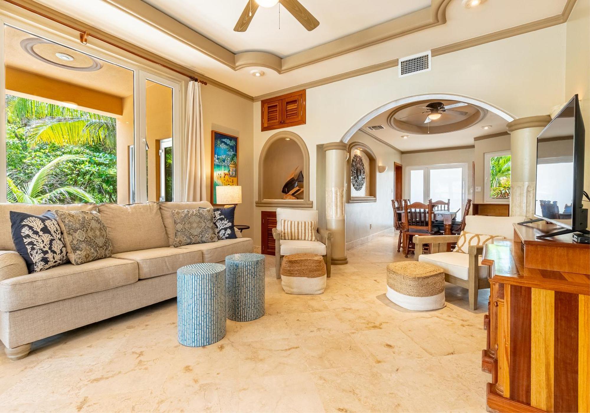 Villa Belizean Cove Estates Luxury Beachfront San Pedro (Ambergris Caye)