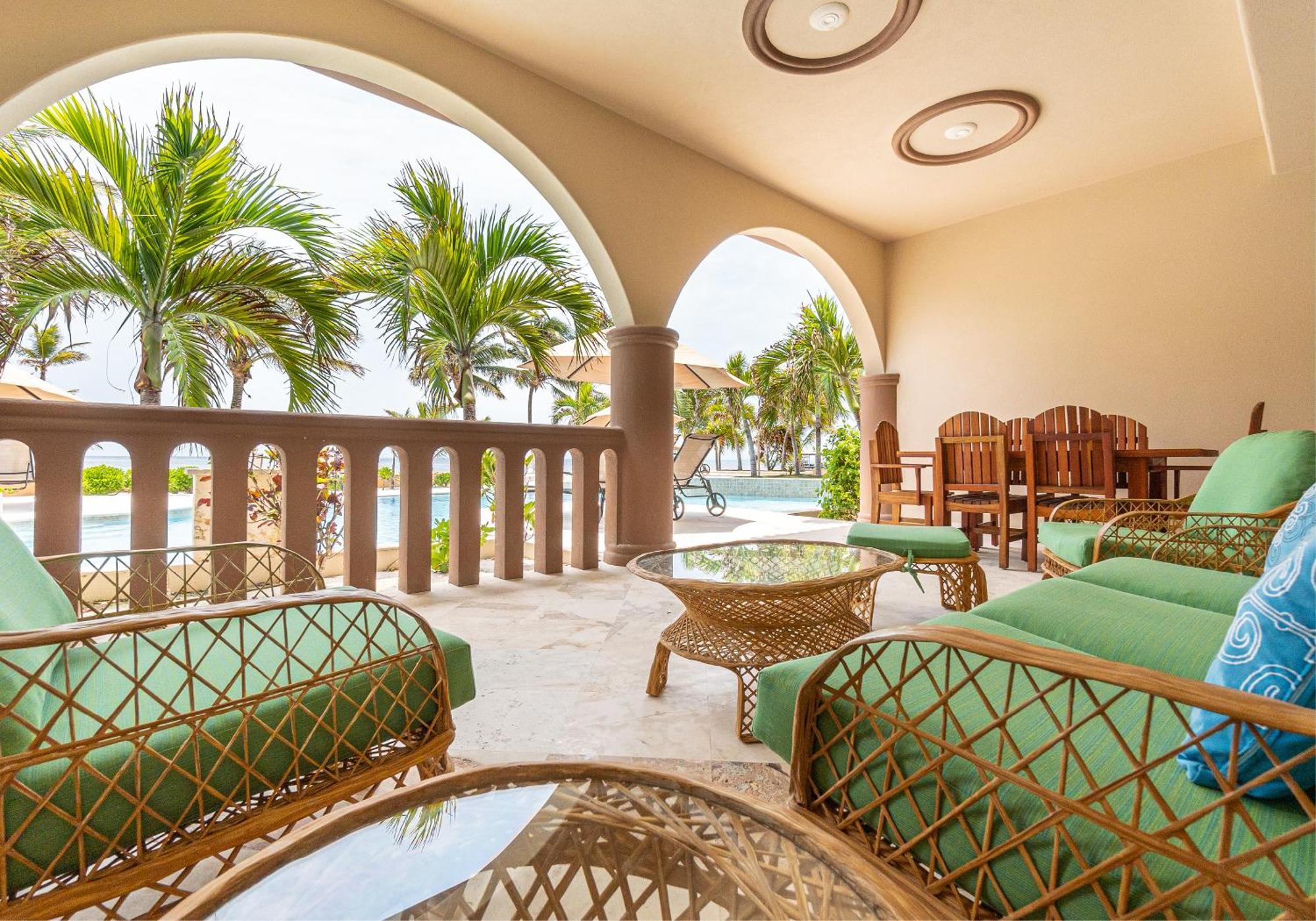 Villa Belizean Cove Estates Luxury Beachfront San Pedro (Ambergris Caye)