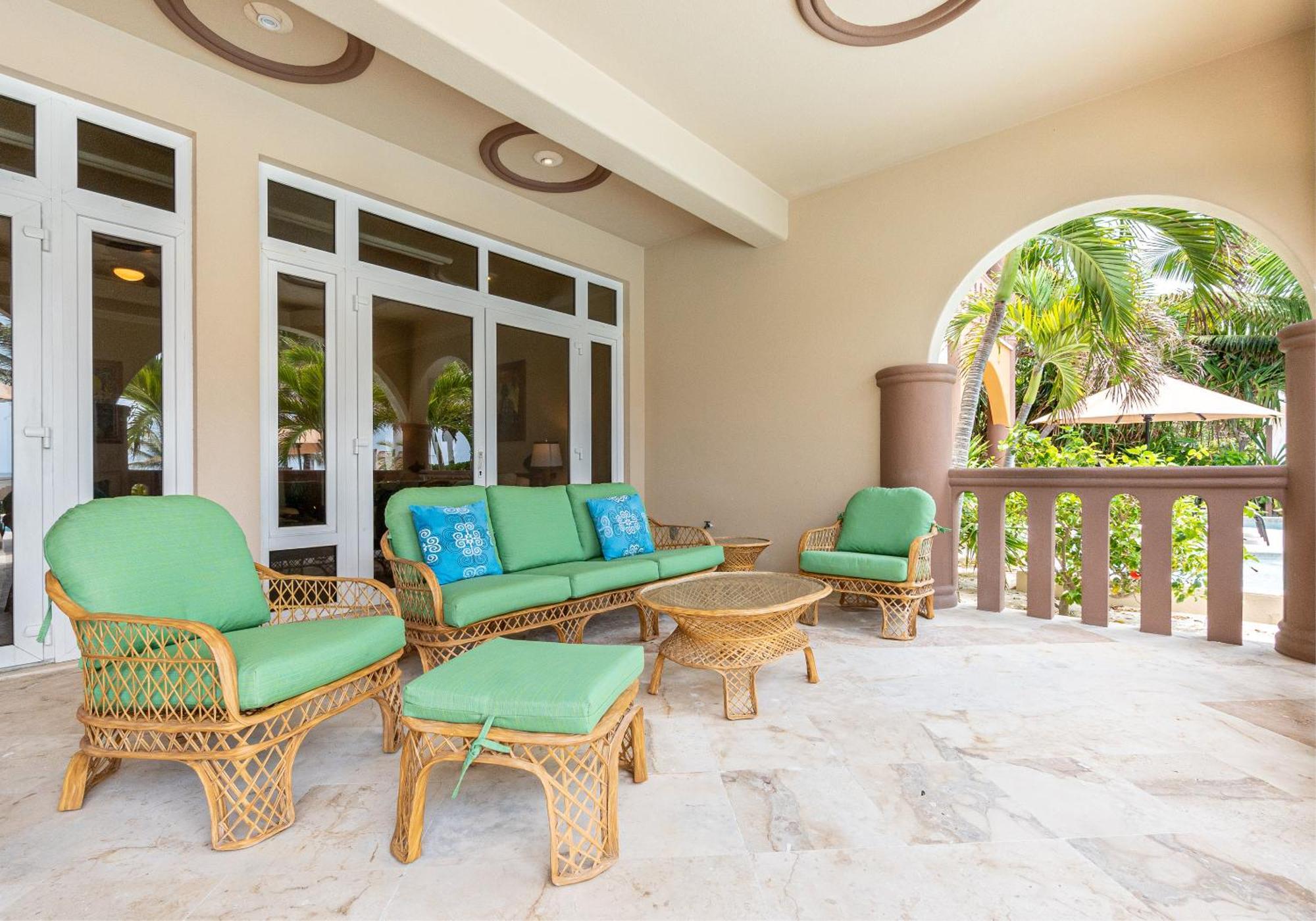 Villa Belizean Cove Estates Luxury Beachfront San Pedro (Ambergris Caye)