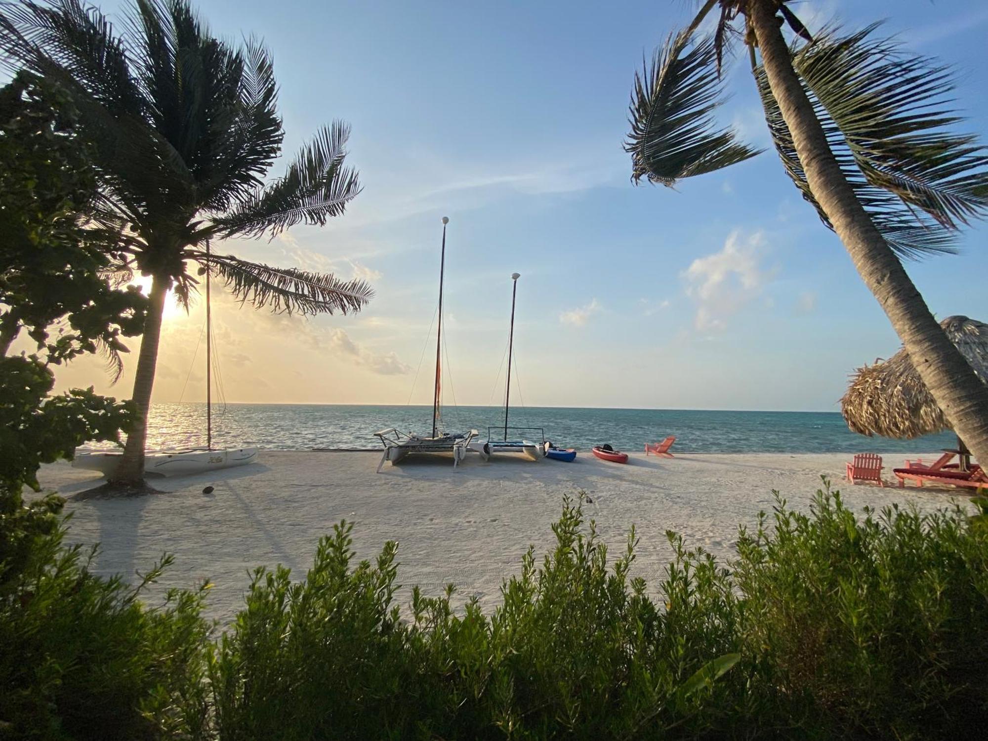 St. George's Caye Resort 3*