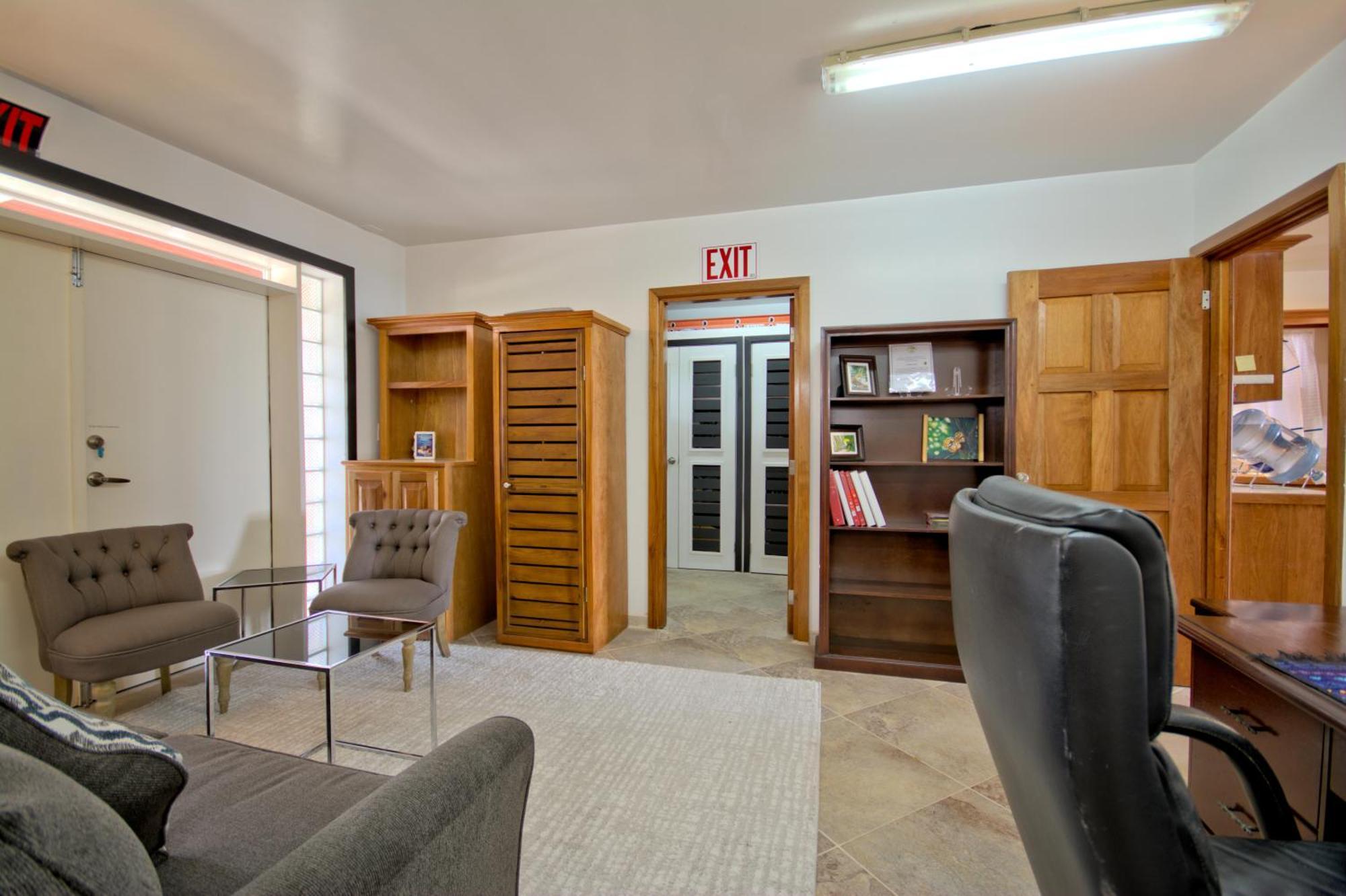 La Perla Azul House With Pool And 4 Seater Cart Holiday home *