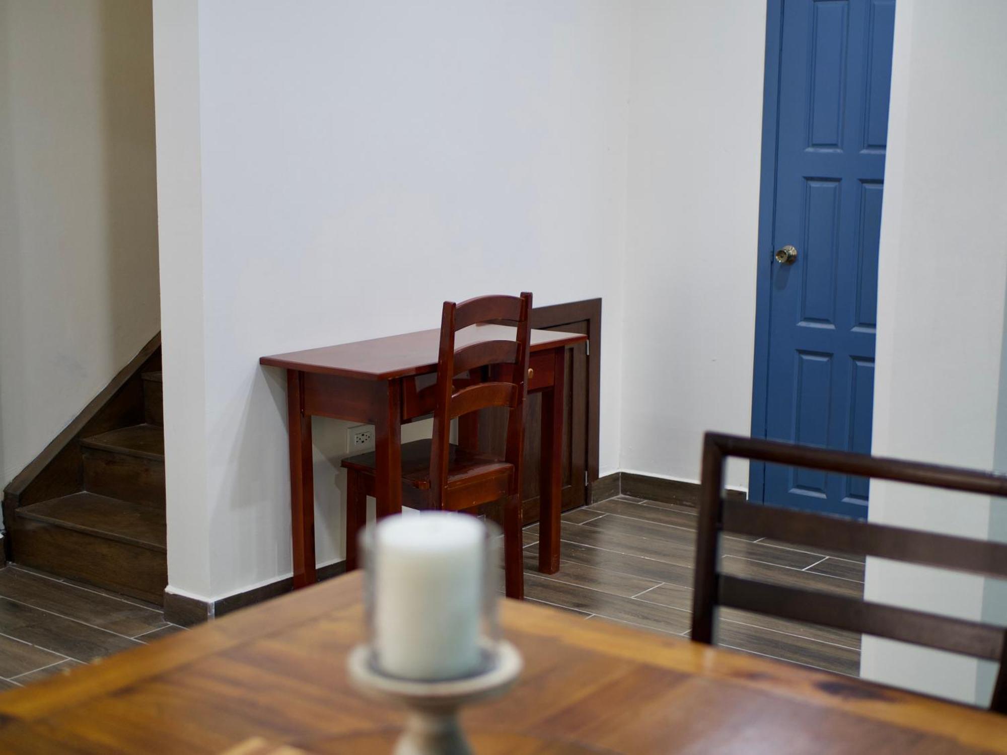Meme's Place Apartment