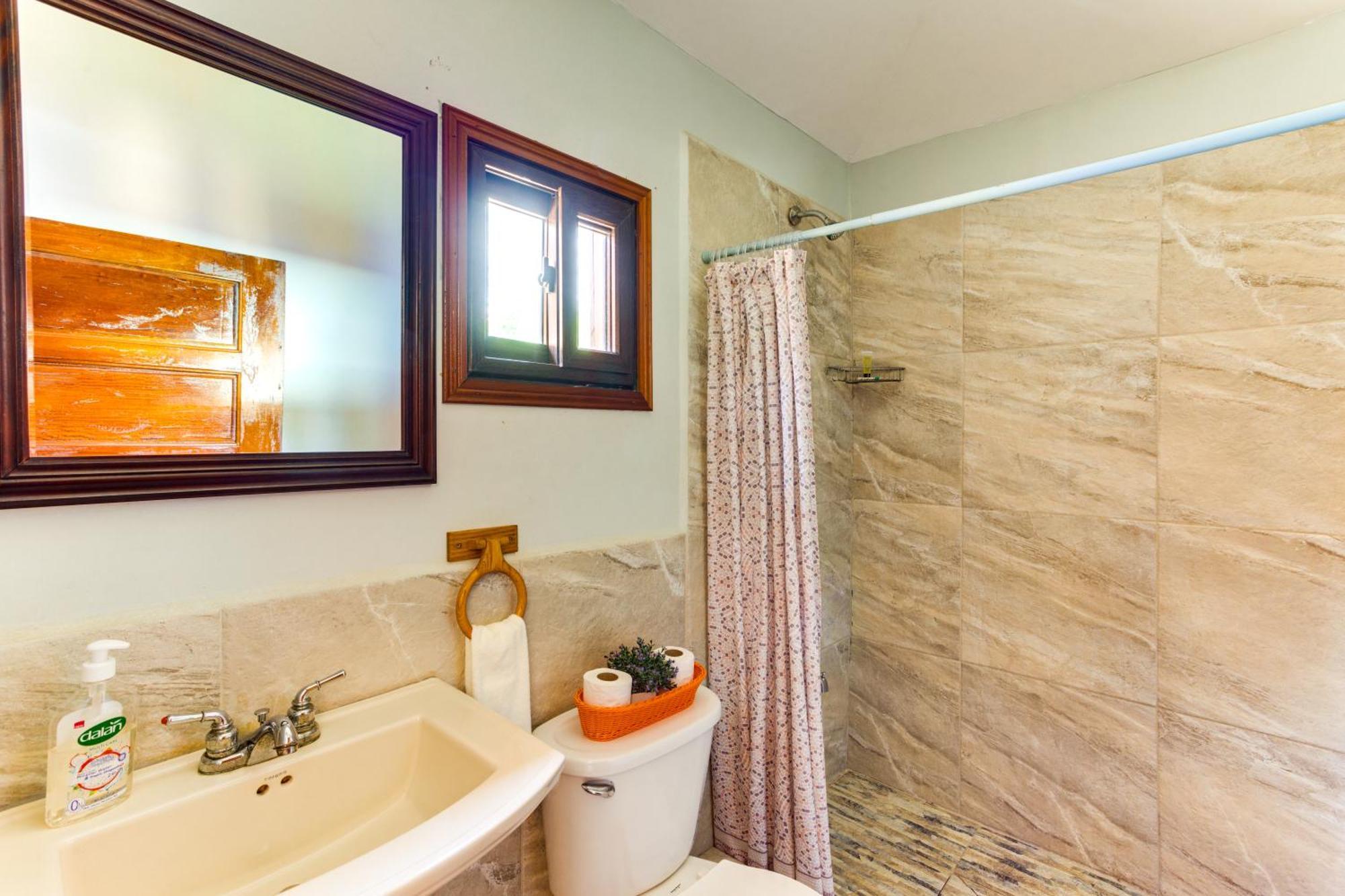 Guest house Coconut Row Boutique 4*