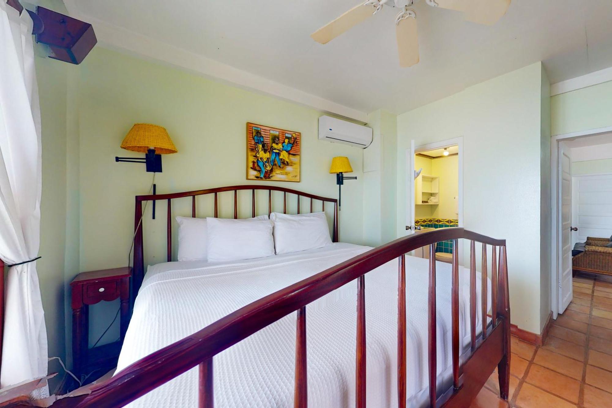 Beachside Gold Standard Certified Placencia