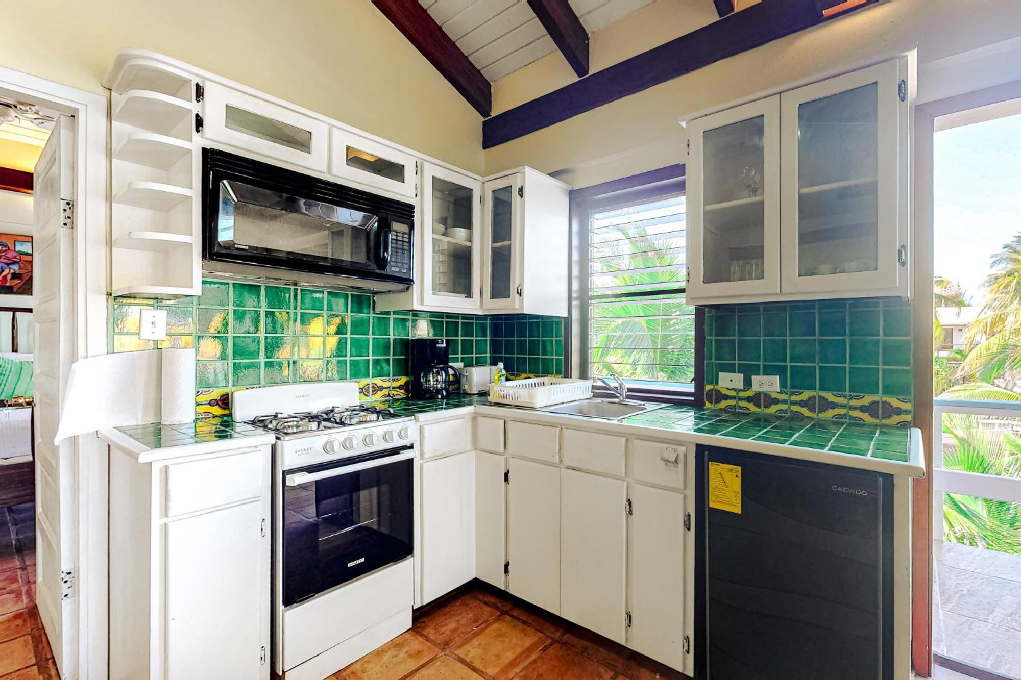 Beachside Gold Standard Certified Apartment Placencia