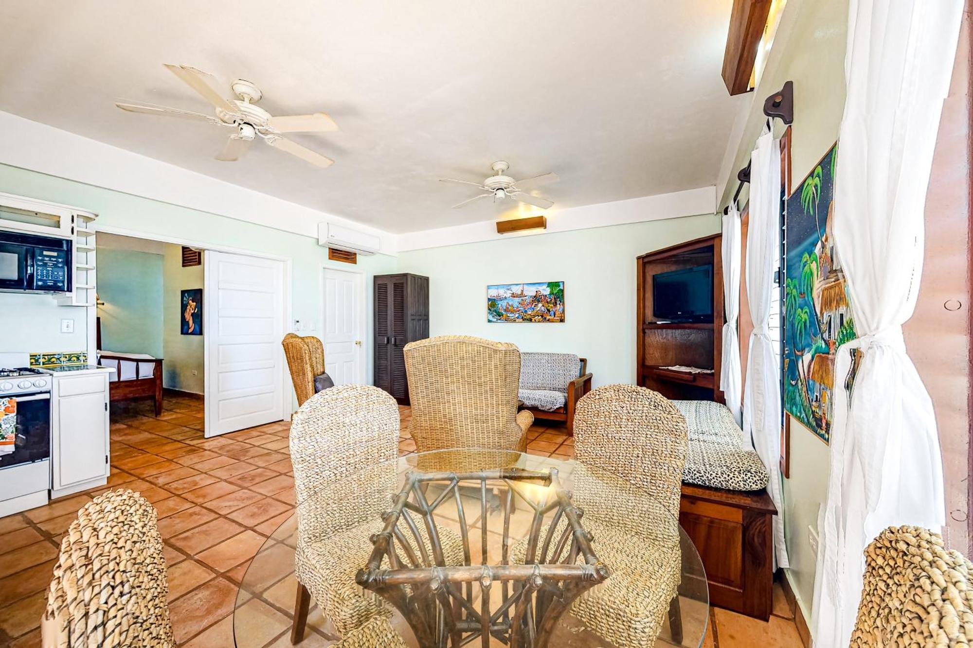 Beachside Gold Standard Certified Apartment *
