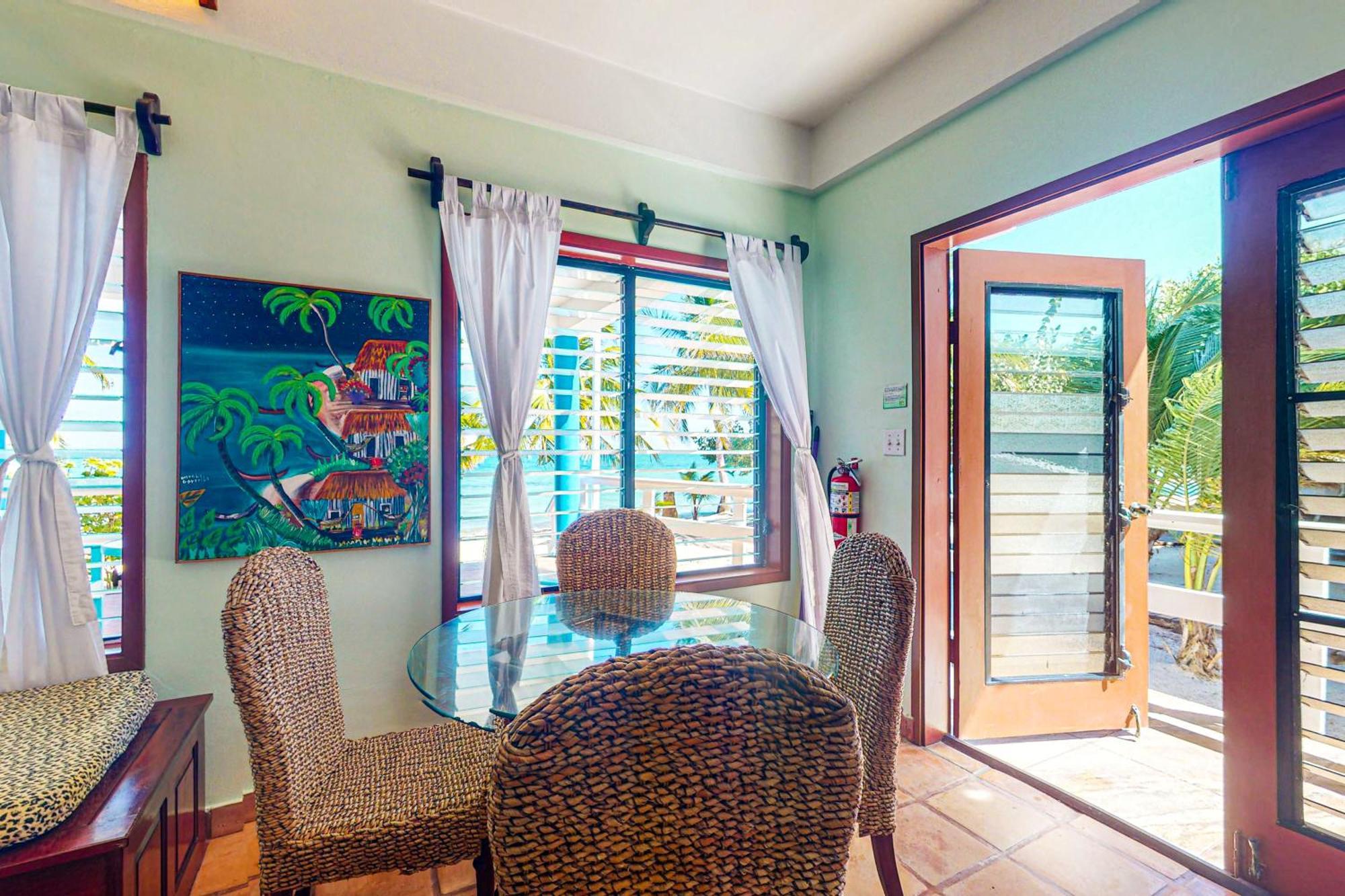 Beachside Gold Standard Certified Apartment Placencia