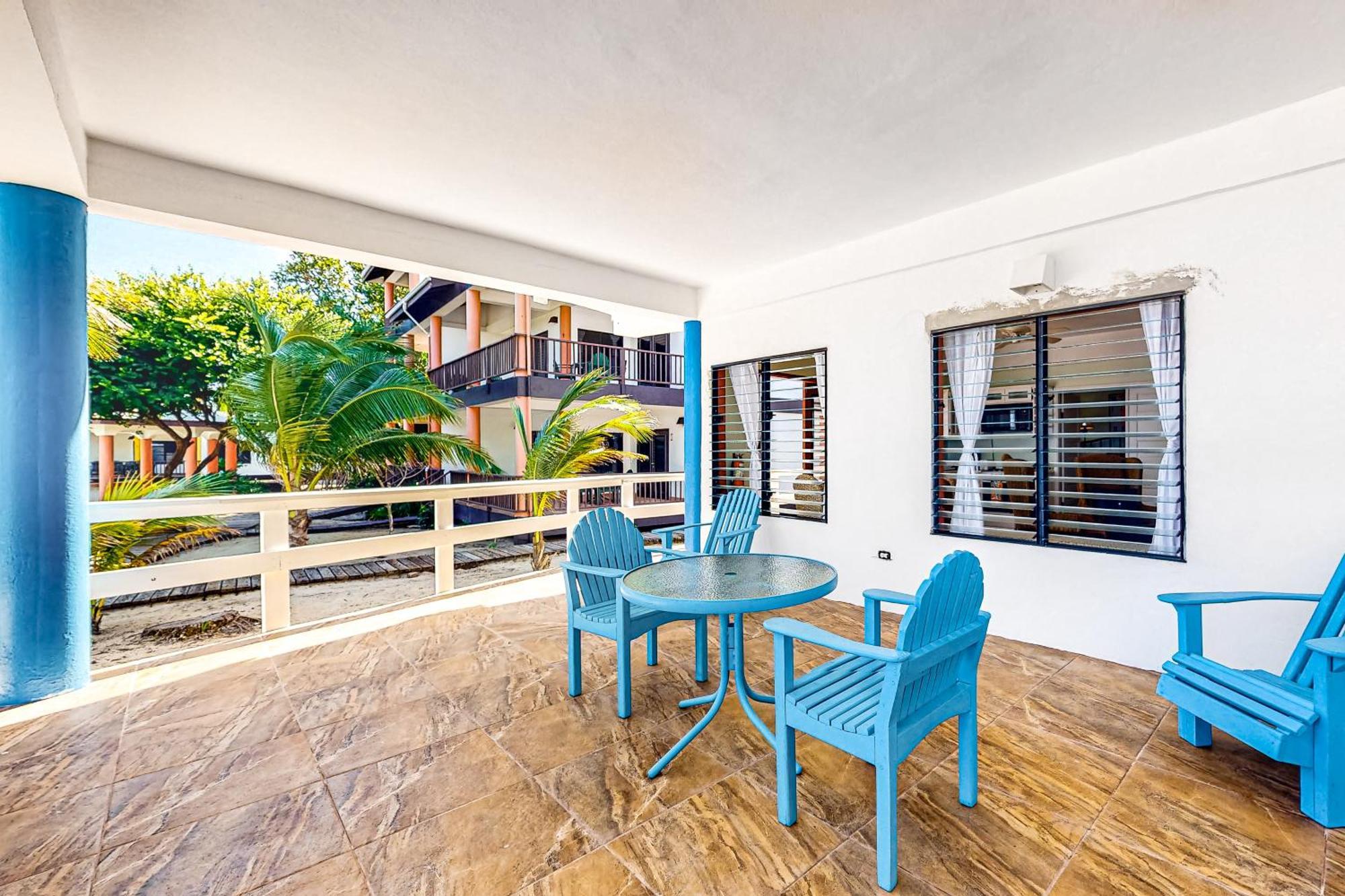 Beachside Gold Standard Certified Apartment Placencia