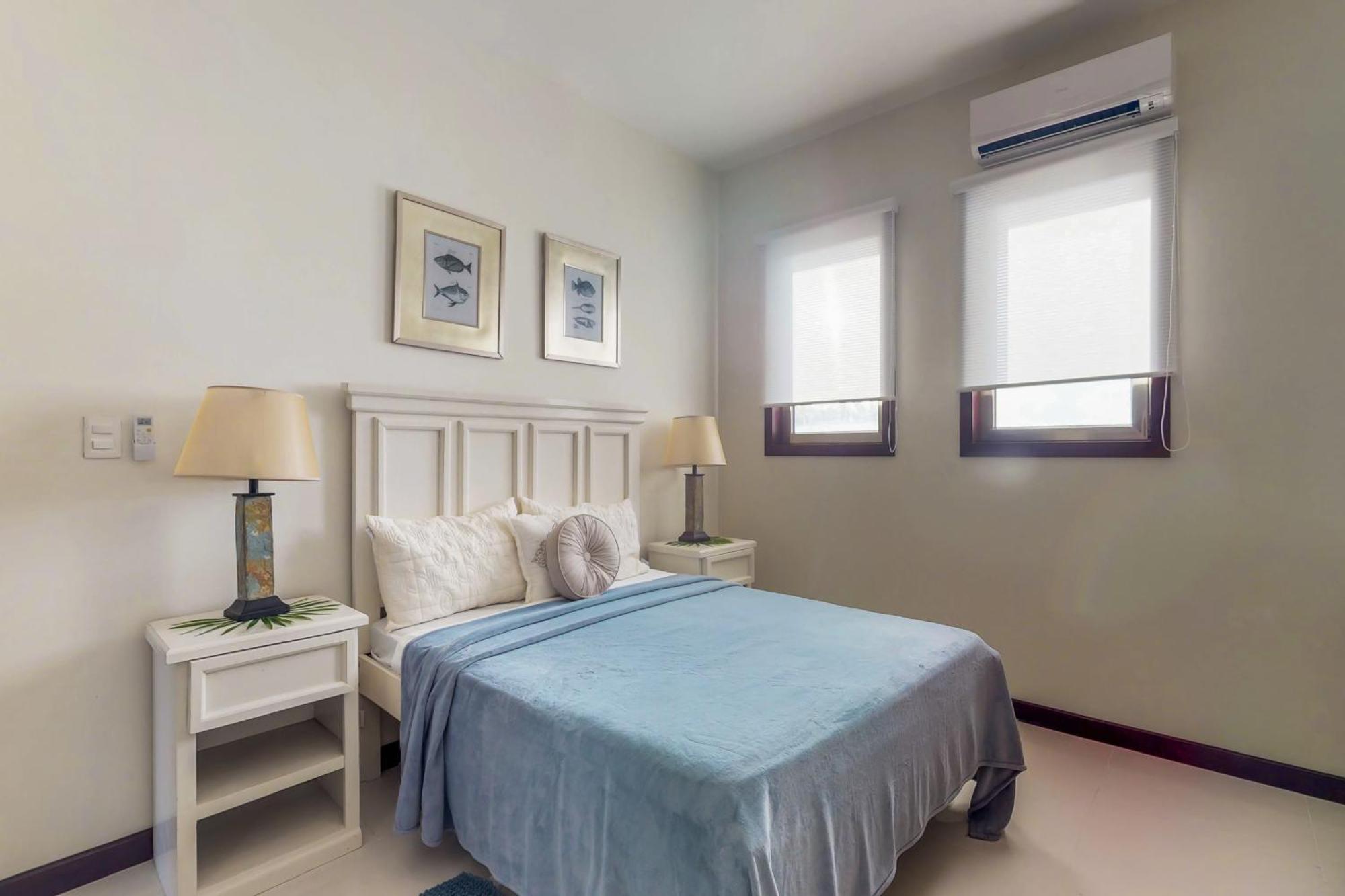 Blue Water Apartment *