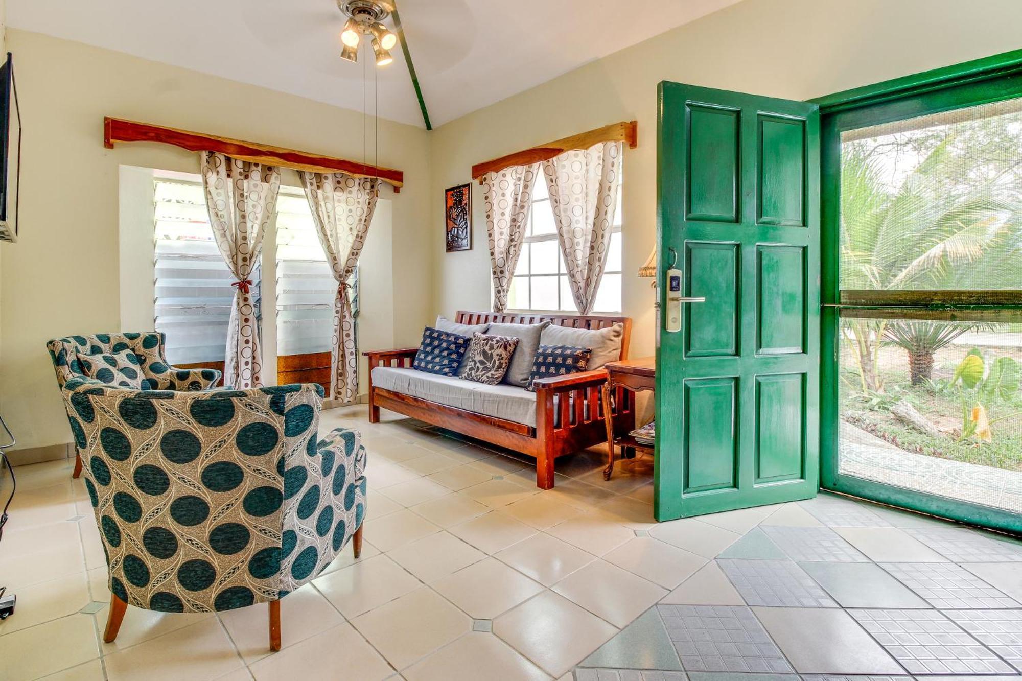 Midas Belize Trapiche