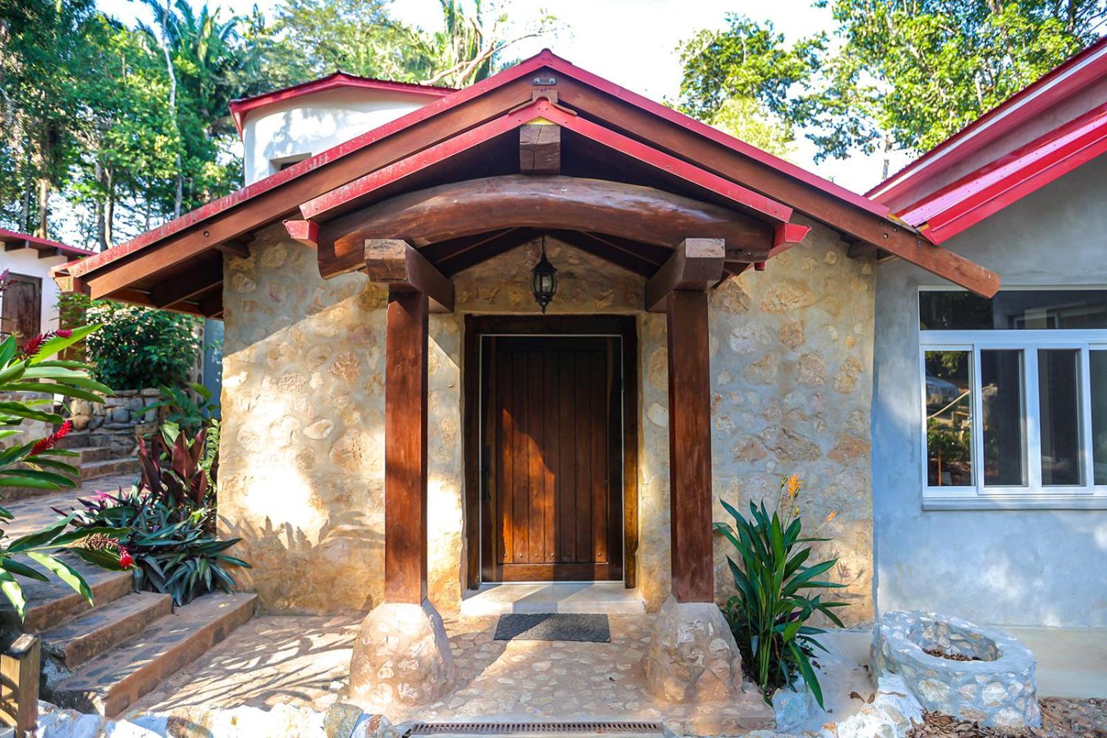Sattva Land 3* Belmopan